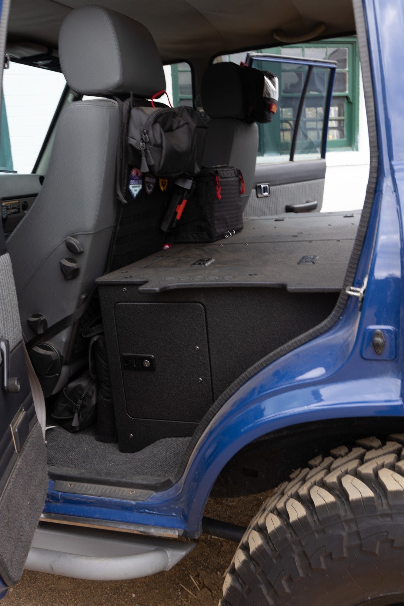 Toyota Land Cruiser 1980-1989 60 Series - Second Row Seat Delete Plate System - Module Height Seat Delete Plate System Goose Gear- Overland Kitted