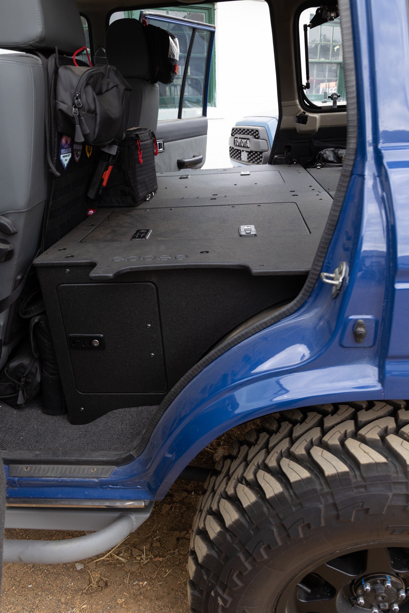 Toyota Land Cruiser 1980-1989 60 Series - Second Row Seat Delete Plate System - Module Height Seat Delete Plate System Goose Gear- Overland Kitted