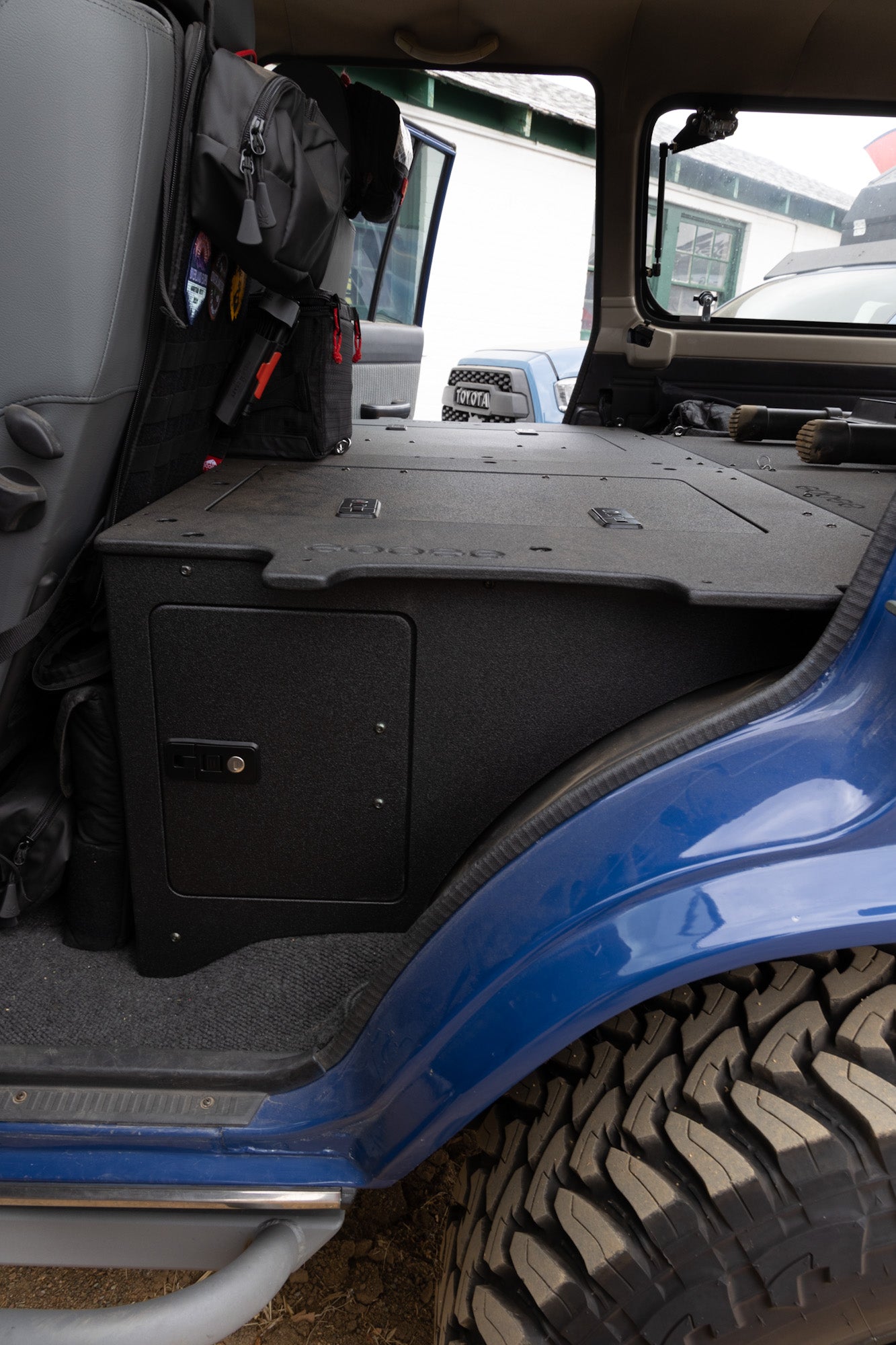 Toyota Land Cruiser 1980-1989 60 Series - Second Row Seat Delete Plate System - Module Height Seat Delete Plate System Goose Gear- Overland Kitted