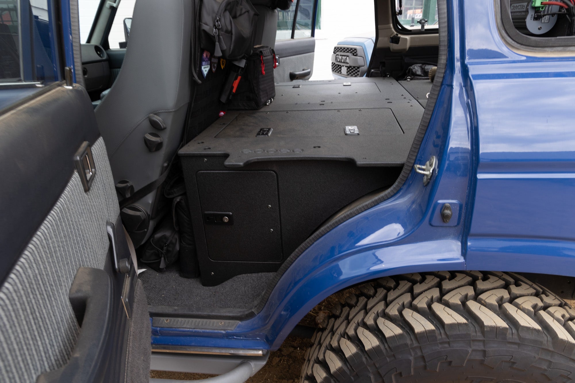 Toyota Land Cruiser 1980-1989 60 Series - Second Row Seat Delete Plate System - Module Height Seat Delete Plate System Goose Gear- Overland Kitted