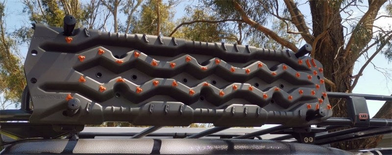 ARB TRED Side-Mount Adapter Kit component layout