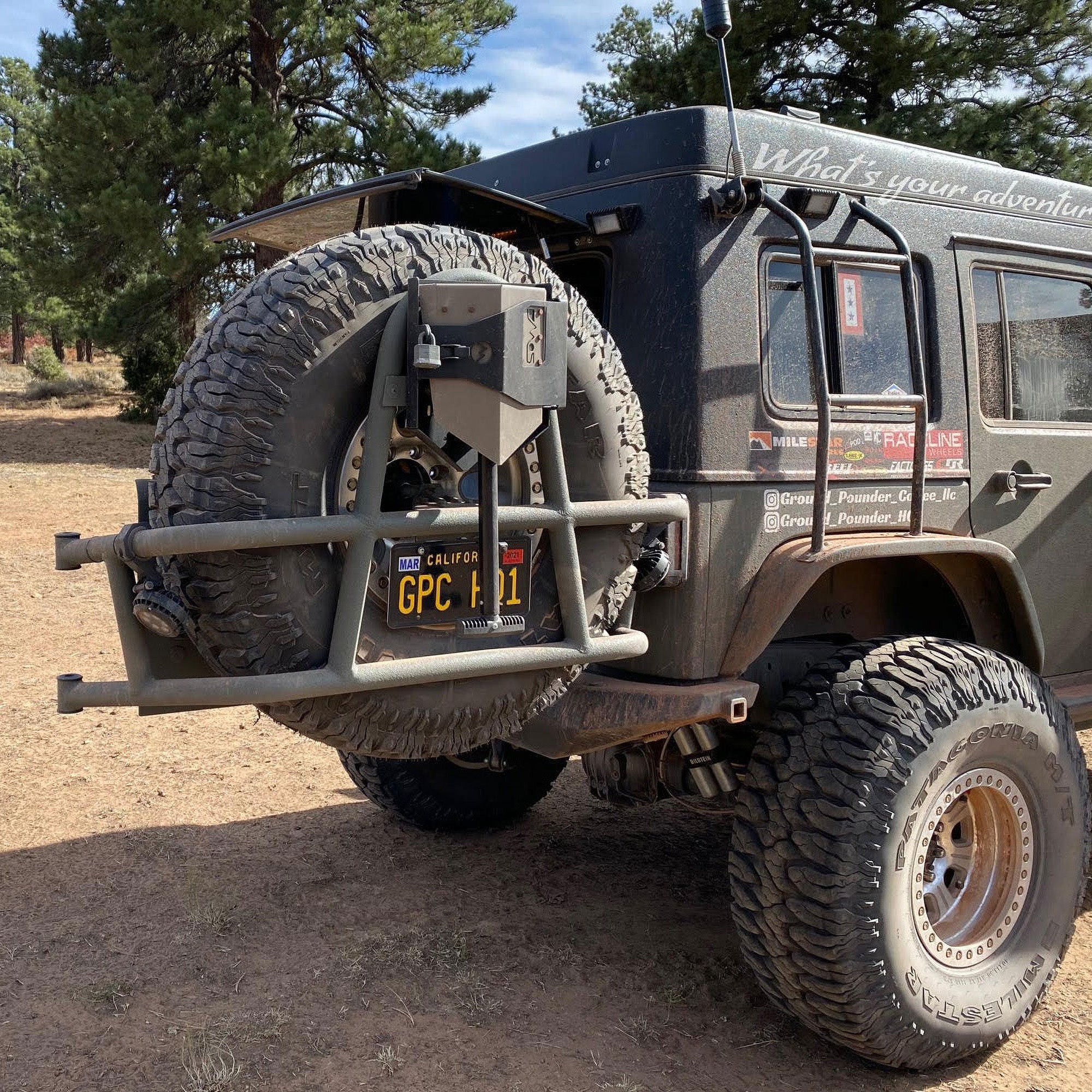 DMOS Delta Shovel Mount Mount DMOS Shovels- Overland Kitted