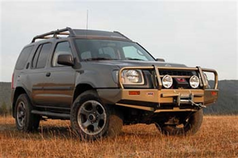 ARB winch bull bar fitted to a Nissan Xterra, front three-quarter view