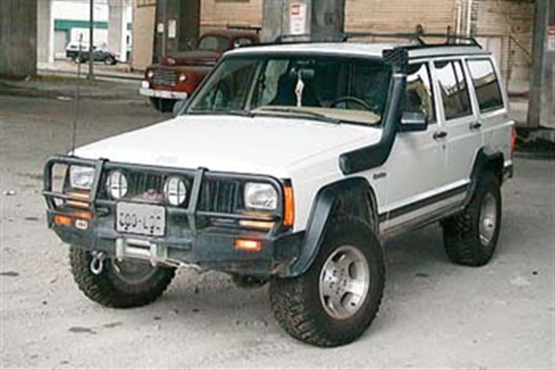 ARB Jeep Cherokee XJ 84-96 bull bar — front three-quarter view