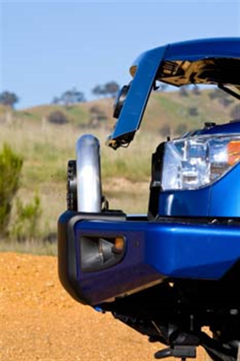 ARB Sahara Deluxe bull bar — Tundra centre tube view