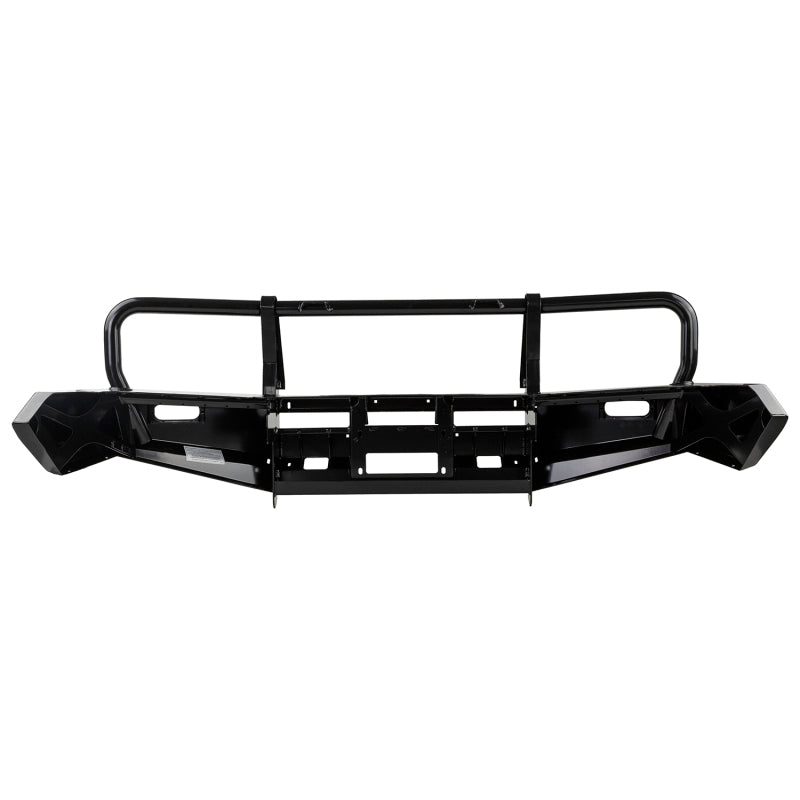 ARB Deluxe combination bumper for Toyota Hilux — split-pan and buffer detail