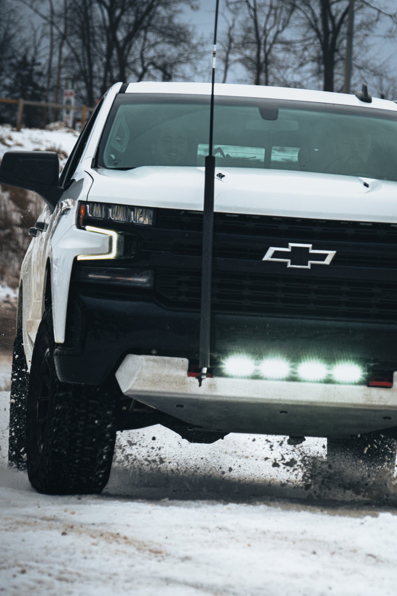 V24 Black 8600 eLumen 24" Hyperion Series Light Bar