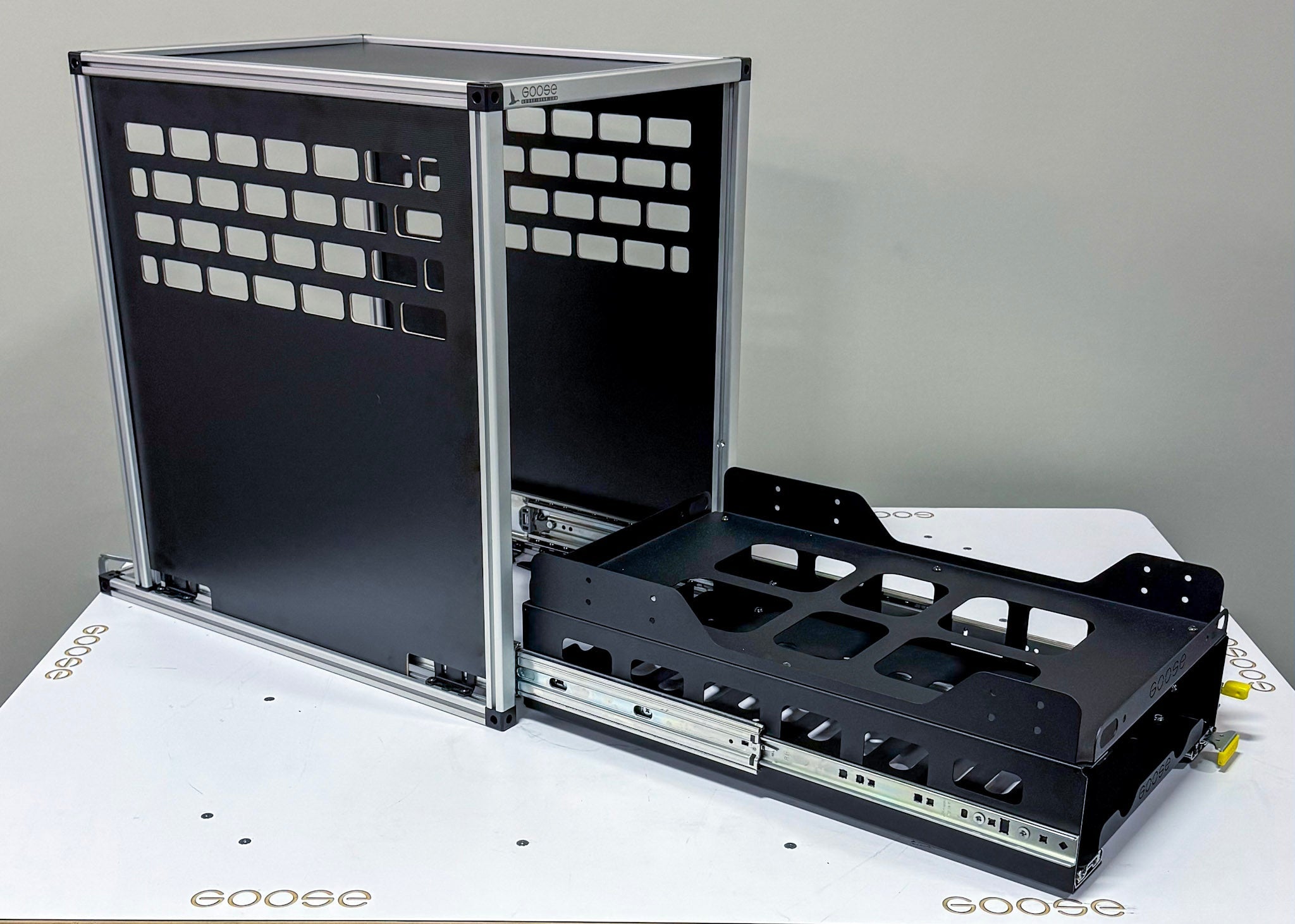 CampKitchen 2.3 - 25" Deep Module