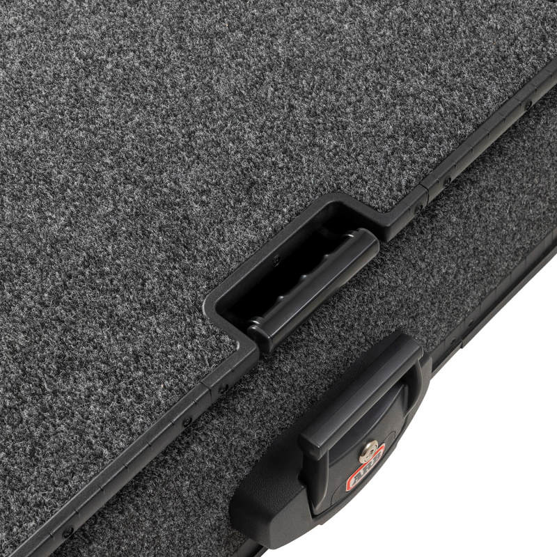 ARB RDRF790 installed behind seats in Jeep Wrangler JL