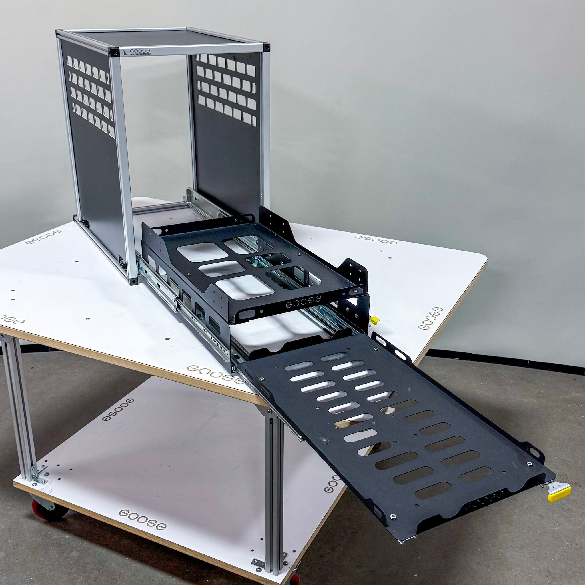 CampKitchen 2.3 - 25" Deep Module