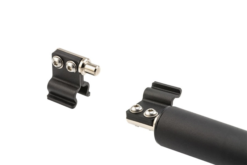 ARB powder-coated aluminum full-width roller detail