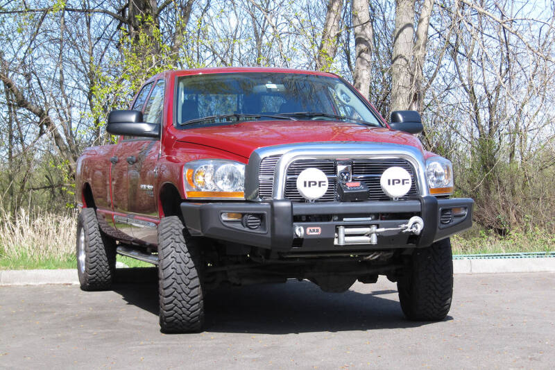 ARB Sahara Deluxe bull bar for 2006-2009 Dodge Ram — installed front view