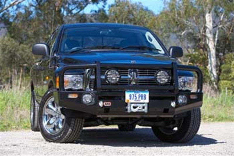 ARB Ram 03-05 bull bar — front three-quarter view