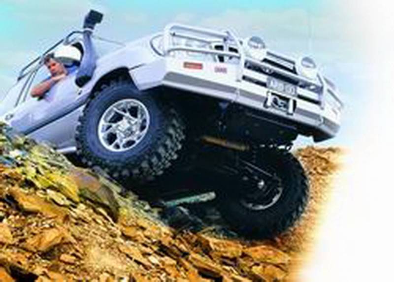 ARB Deluxe combination bumper for Land Cruiser 100 Series — Hi-Lift jacking point