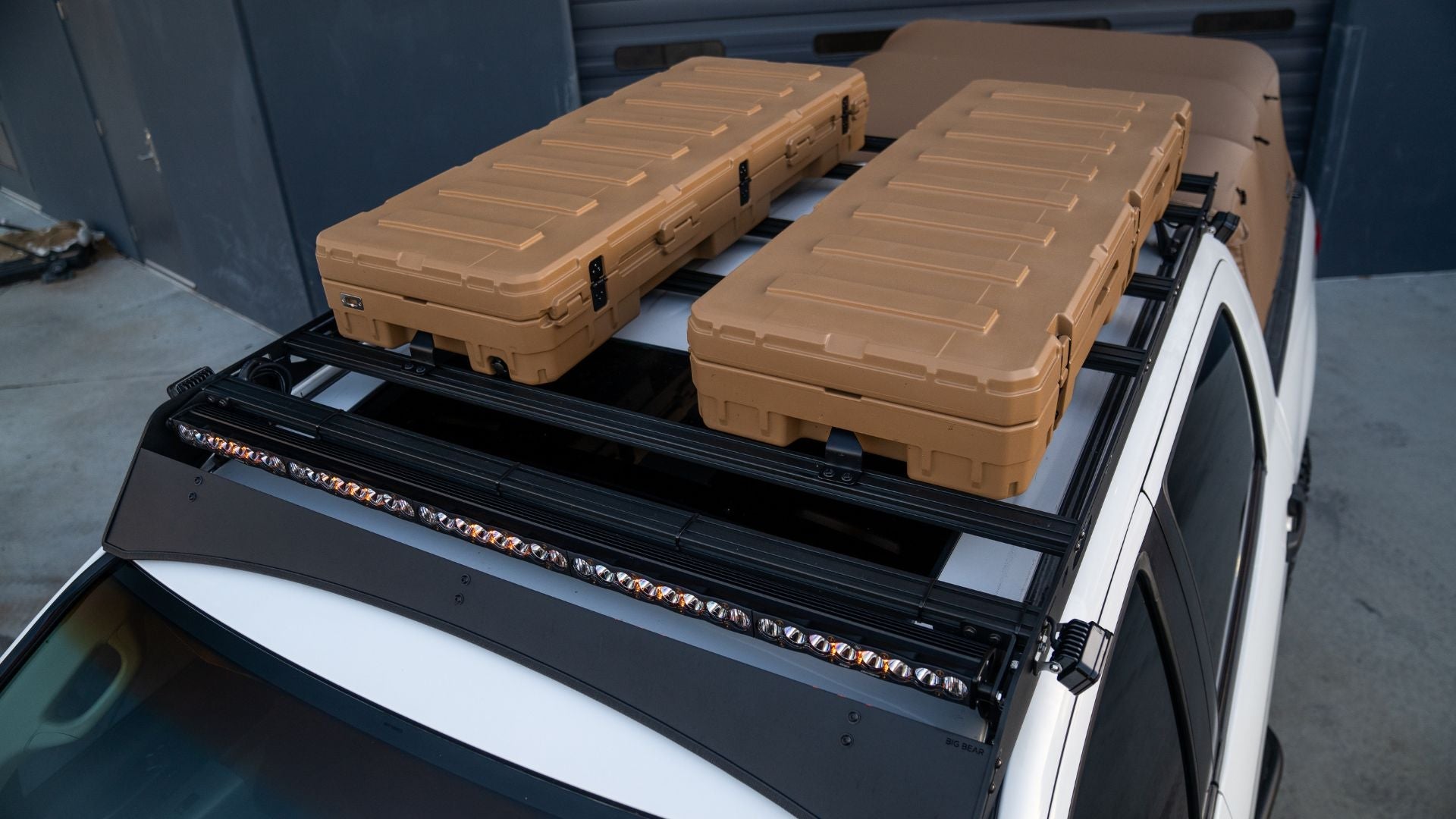 Sherpa Tundra CrewMax Roof Rack
with cases on top
