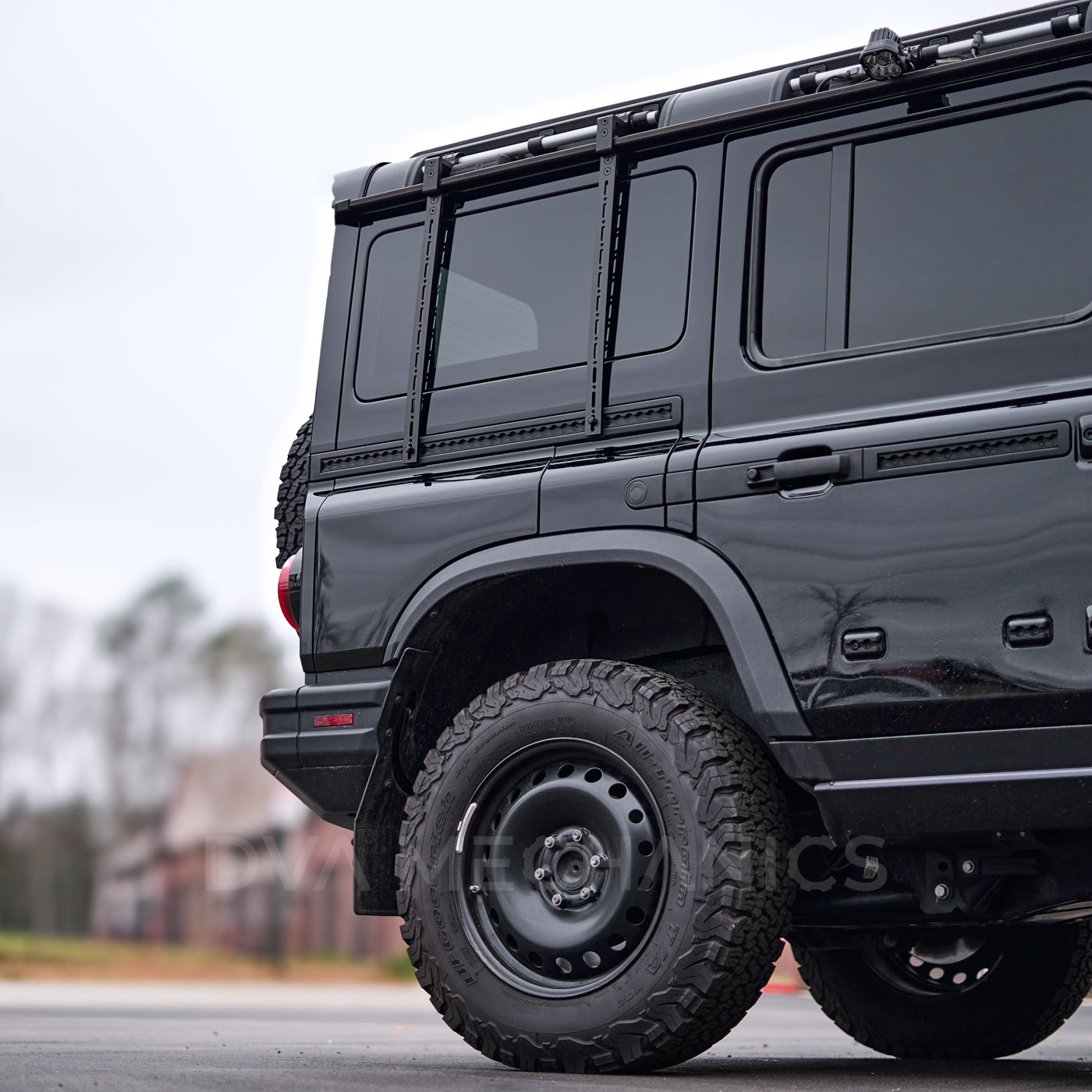 Side-Mounted Accessory Carrier for INEOS Grenadier Gen 2