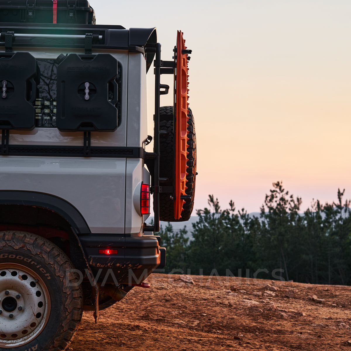 Ladder-Mounted Recovery Board Carrier – MaxTrax MKII & Lite - for INEOS Grenadier