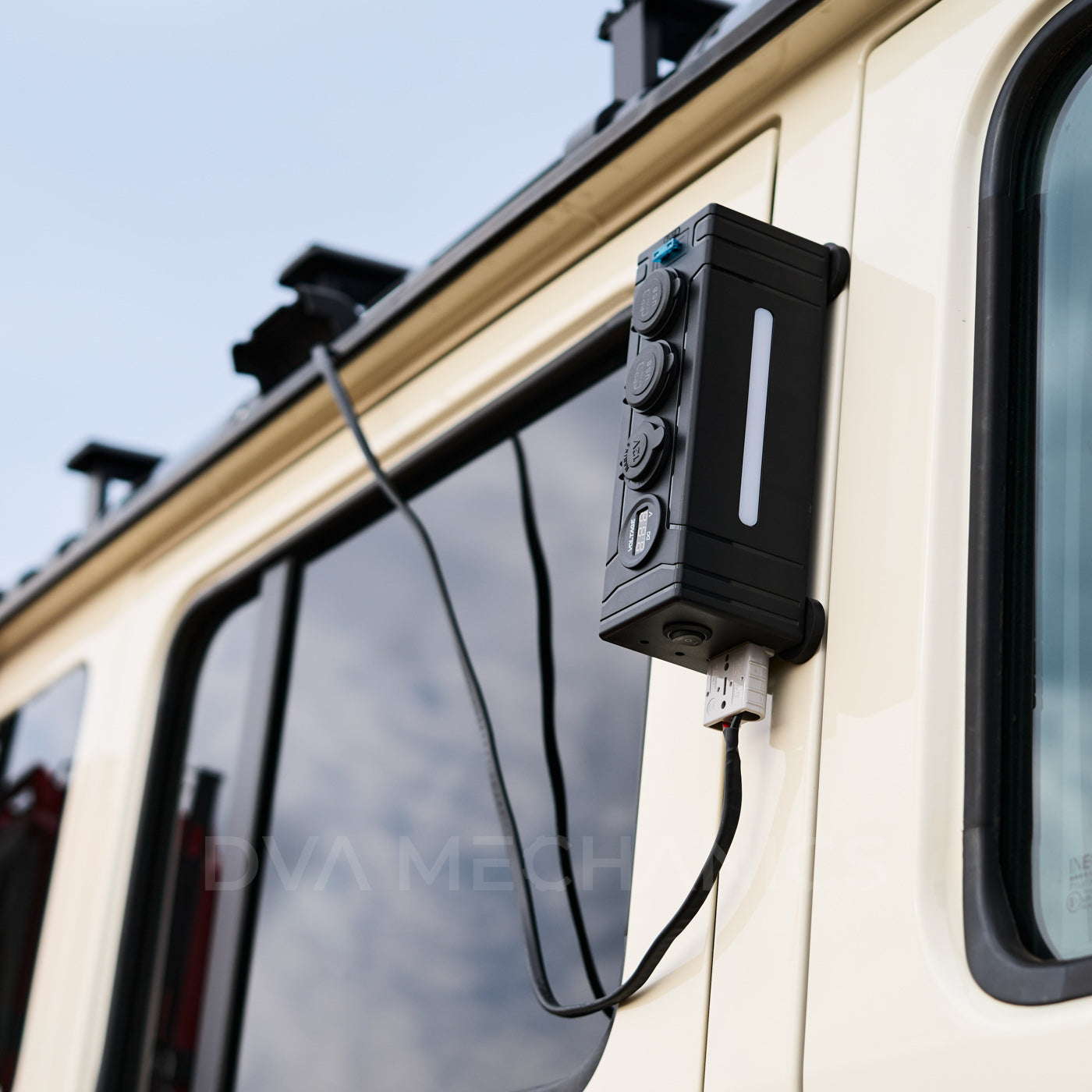 PowerVault™ Utility Hub for INEOS Grenadier R2