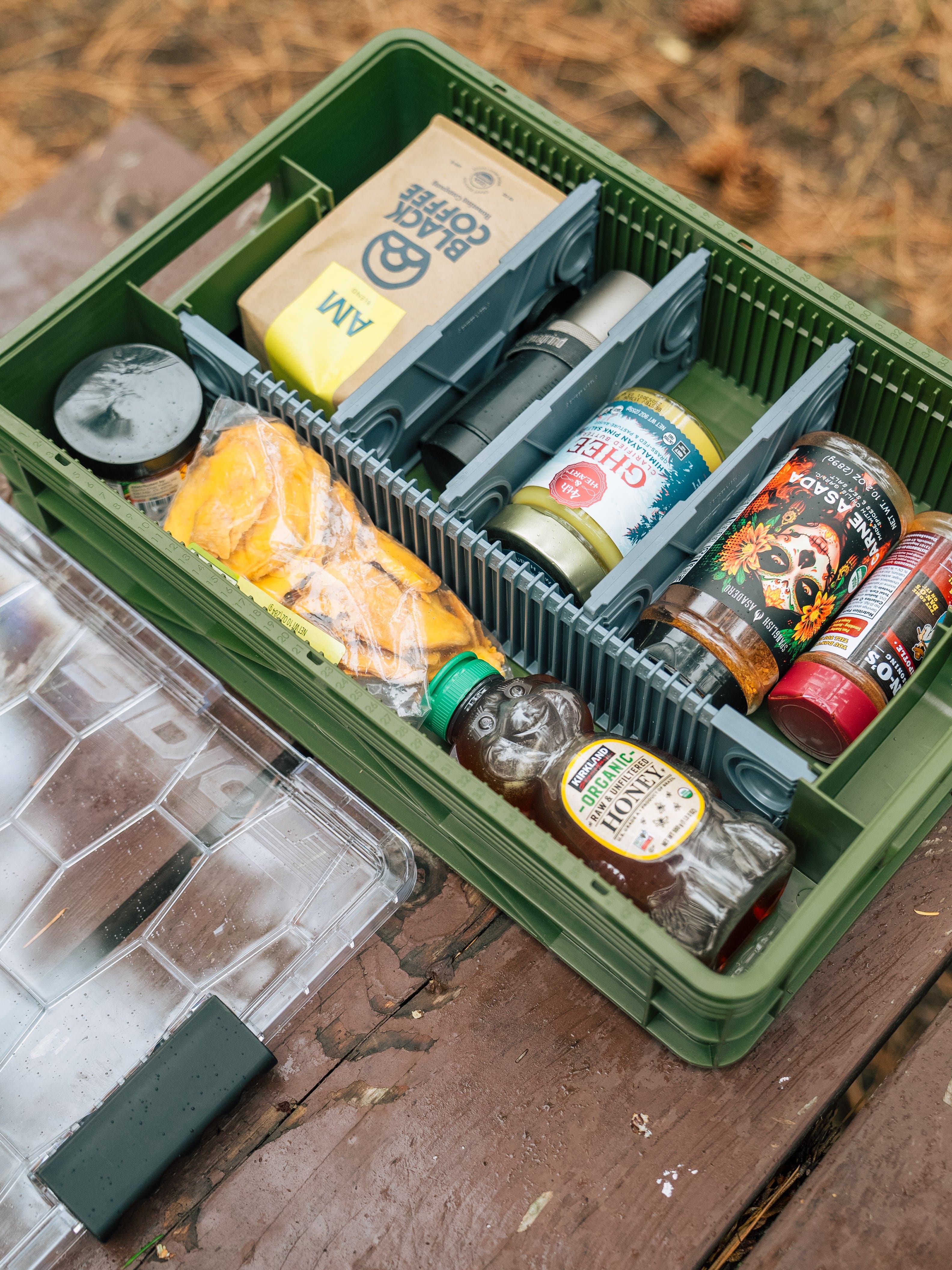 SidioCrate Quarter Size