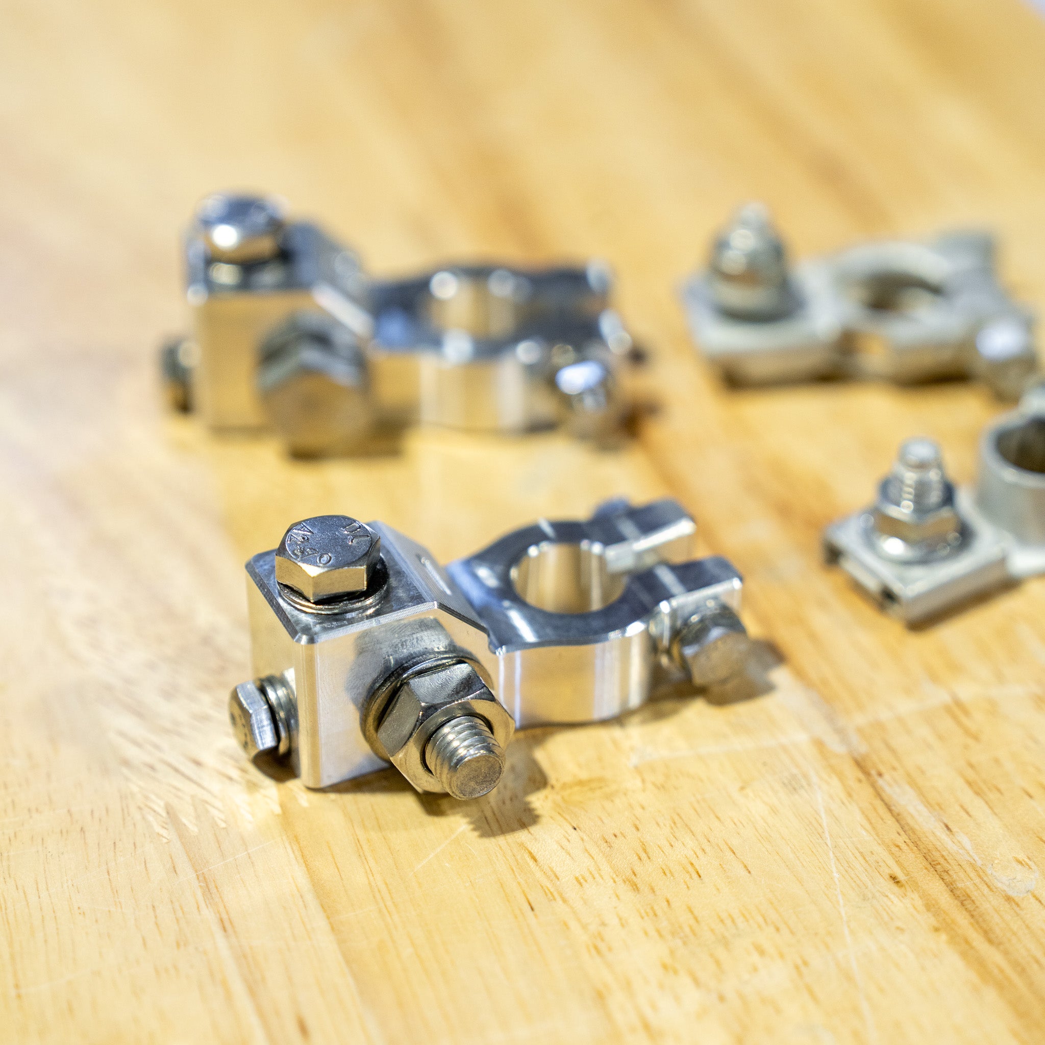 Blaze Off-Road billet battery terminals for Toyota 4Runner and Lexus GX (photo 5)