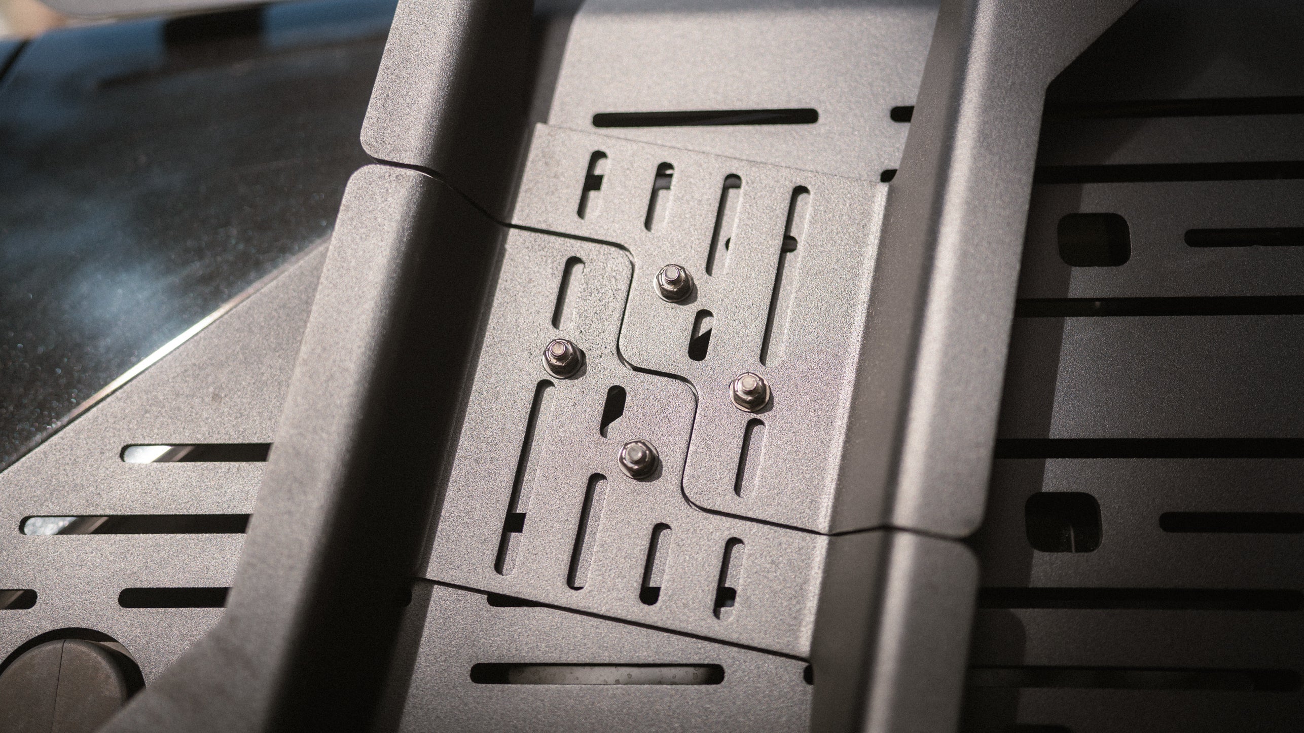 Offset Traction Board Mount