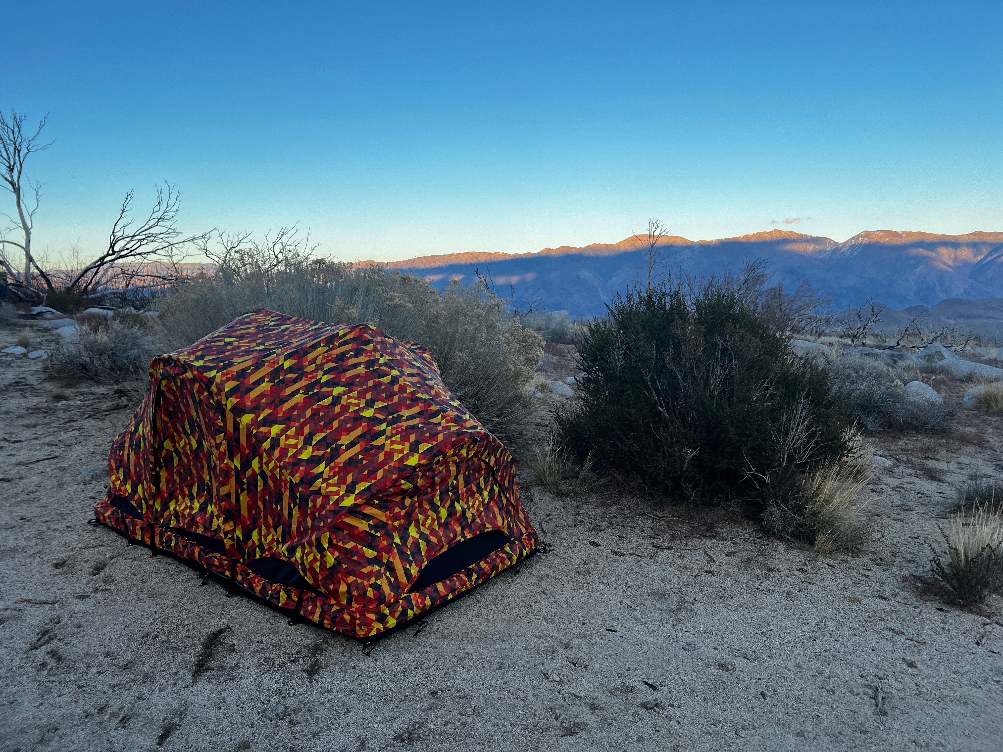 REV PICK-UP TRUCK TENT (Ember Black Out)