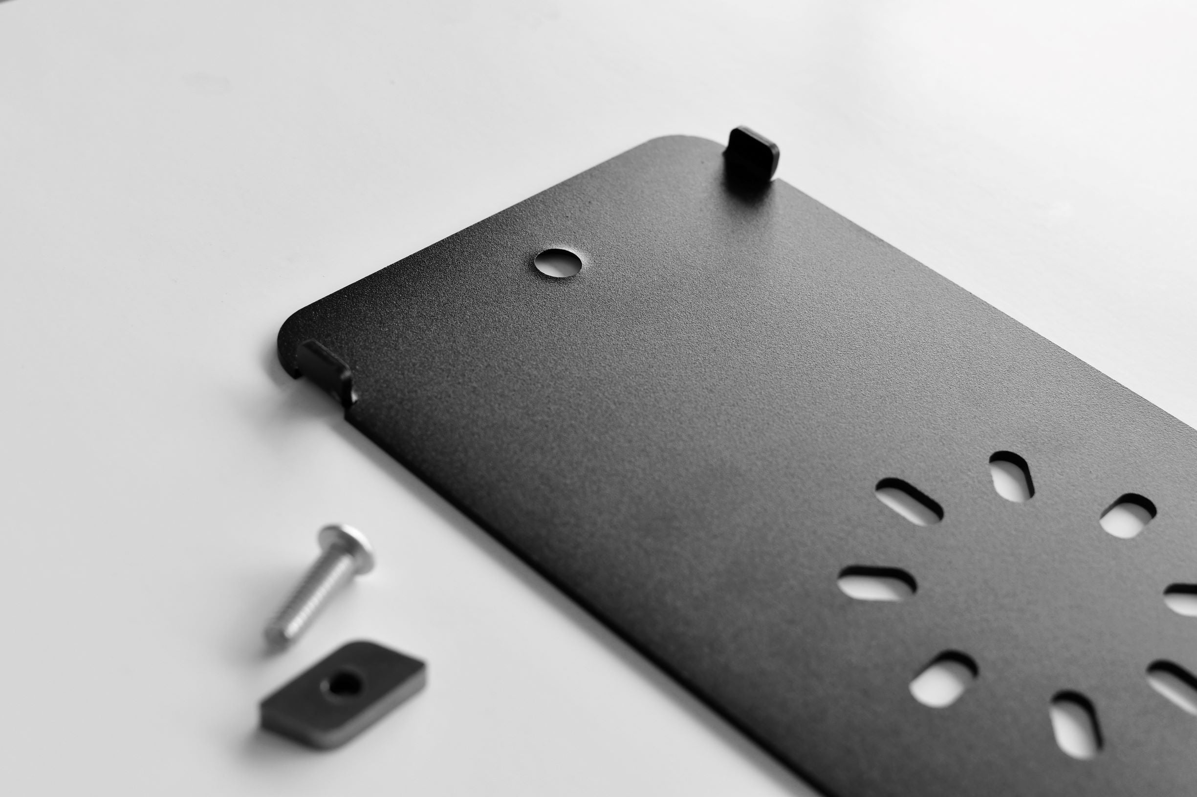 Toyota/Nissan Truck Plate Mounting Kit RotopaX- Overland Kitted