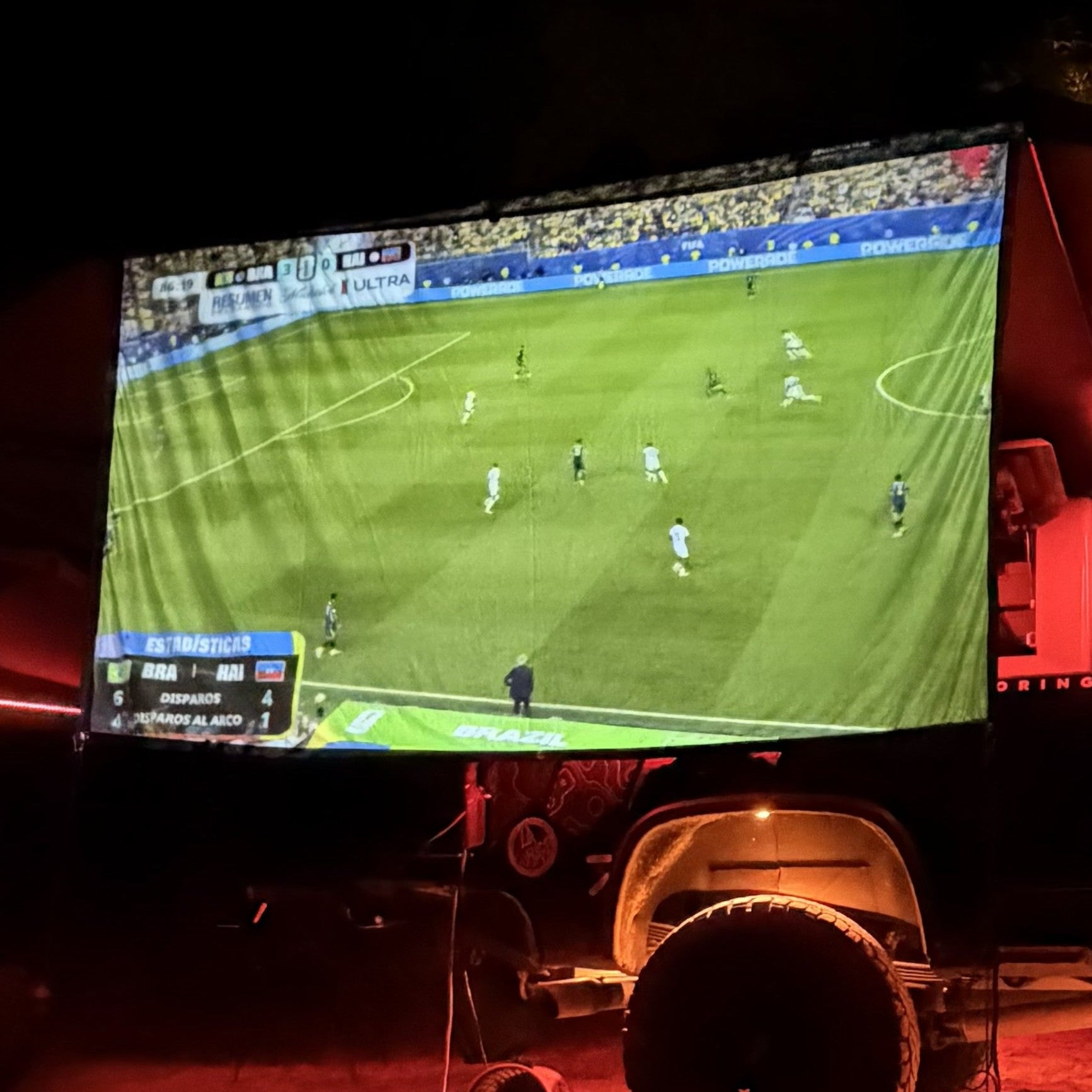 Outdoor Theater - Projector Screen