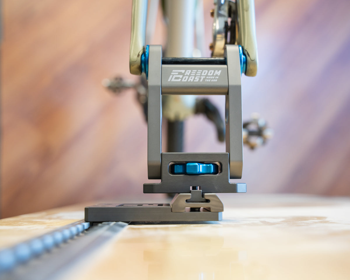 Bike fork held on a Freedom Coast mount sitting on the offset plate
