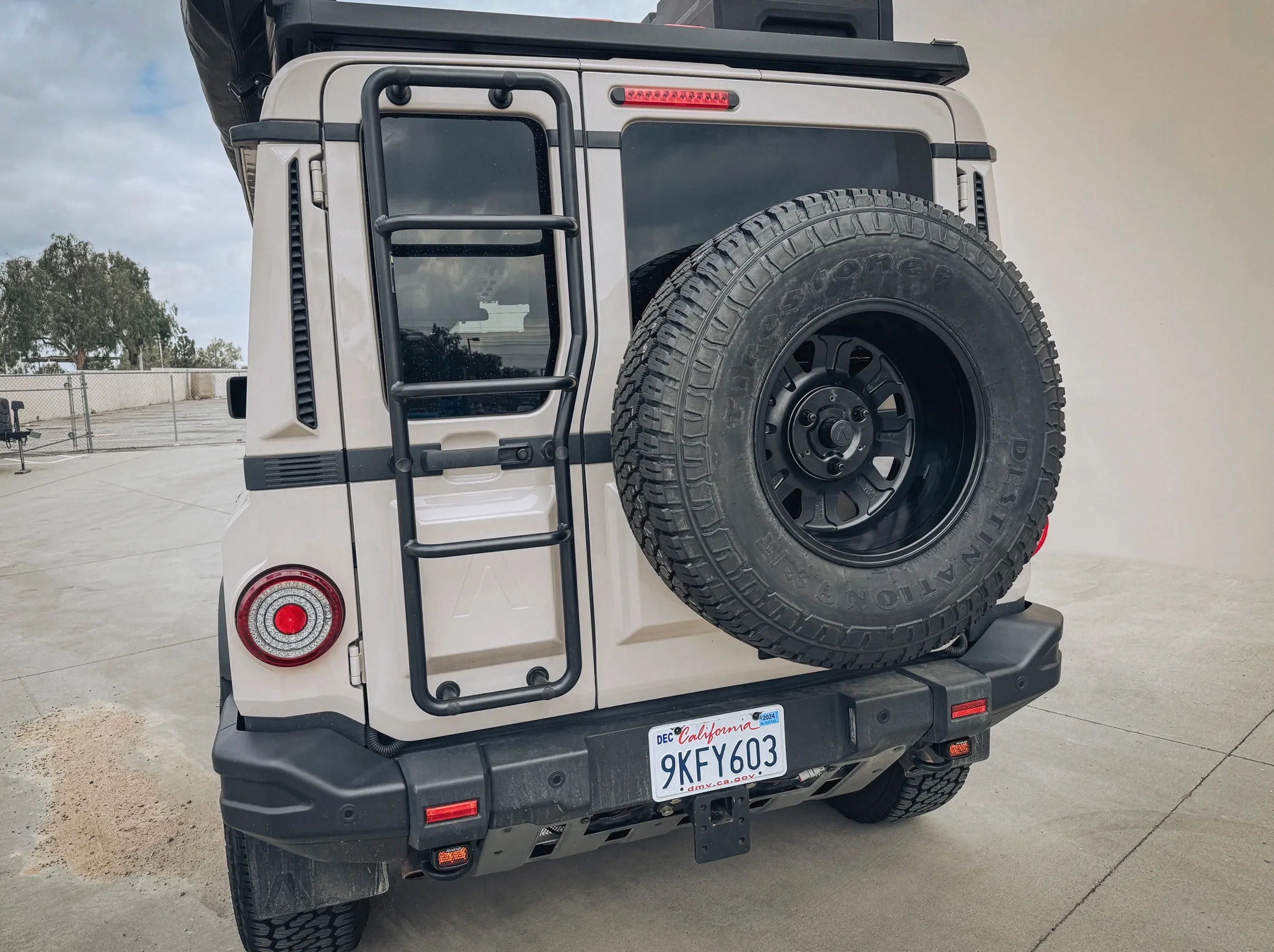 INEOS GRENADIER Tire Relocation Bracket - Leitner Designs