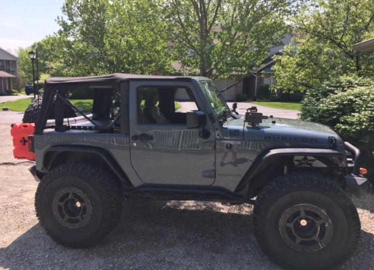 Gray Jeep JK 2-door side profile with the Slipstream fitted