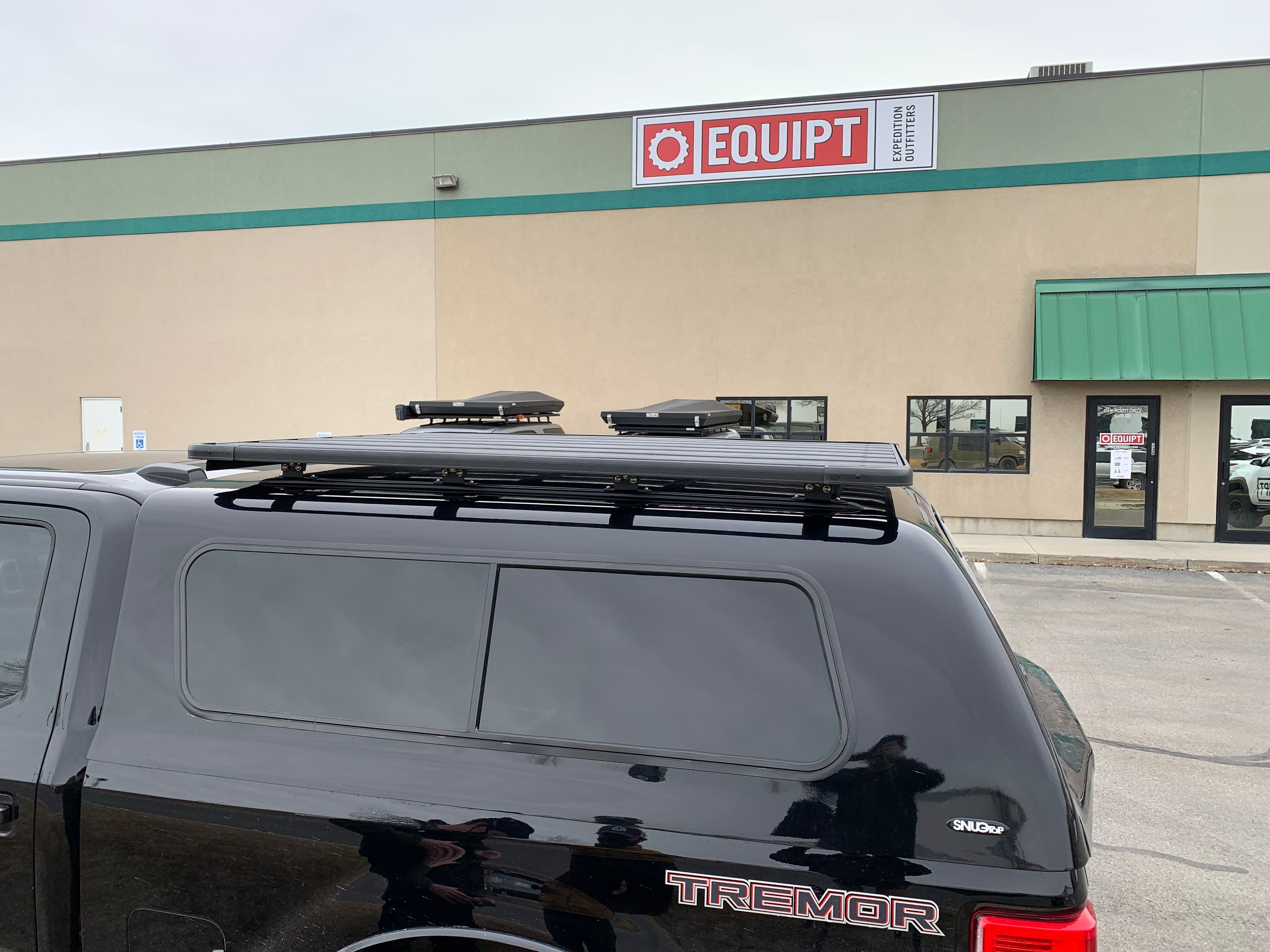 K9 Roof Rack System for Thule or Yakima Feet Roof Rack Eezi-Awn- Overland Kitted