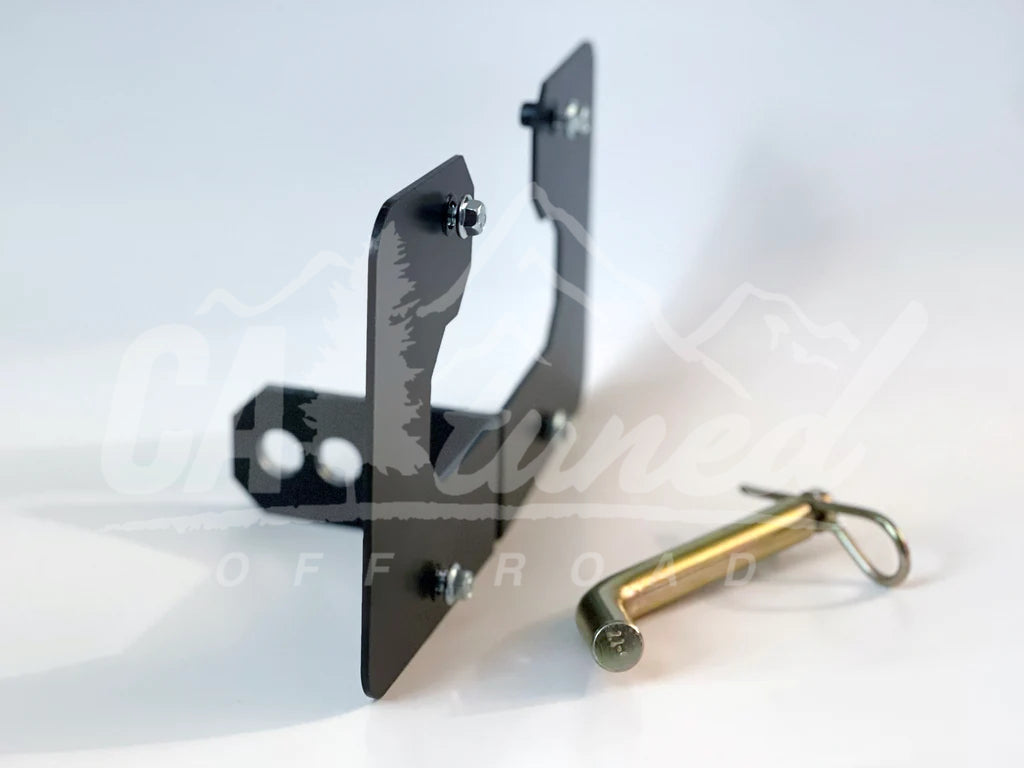 Side view of the black plate bracket and hitch pin