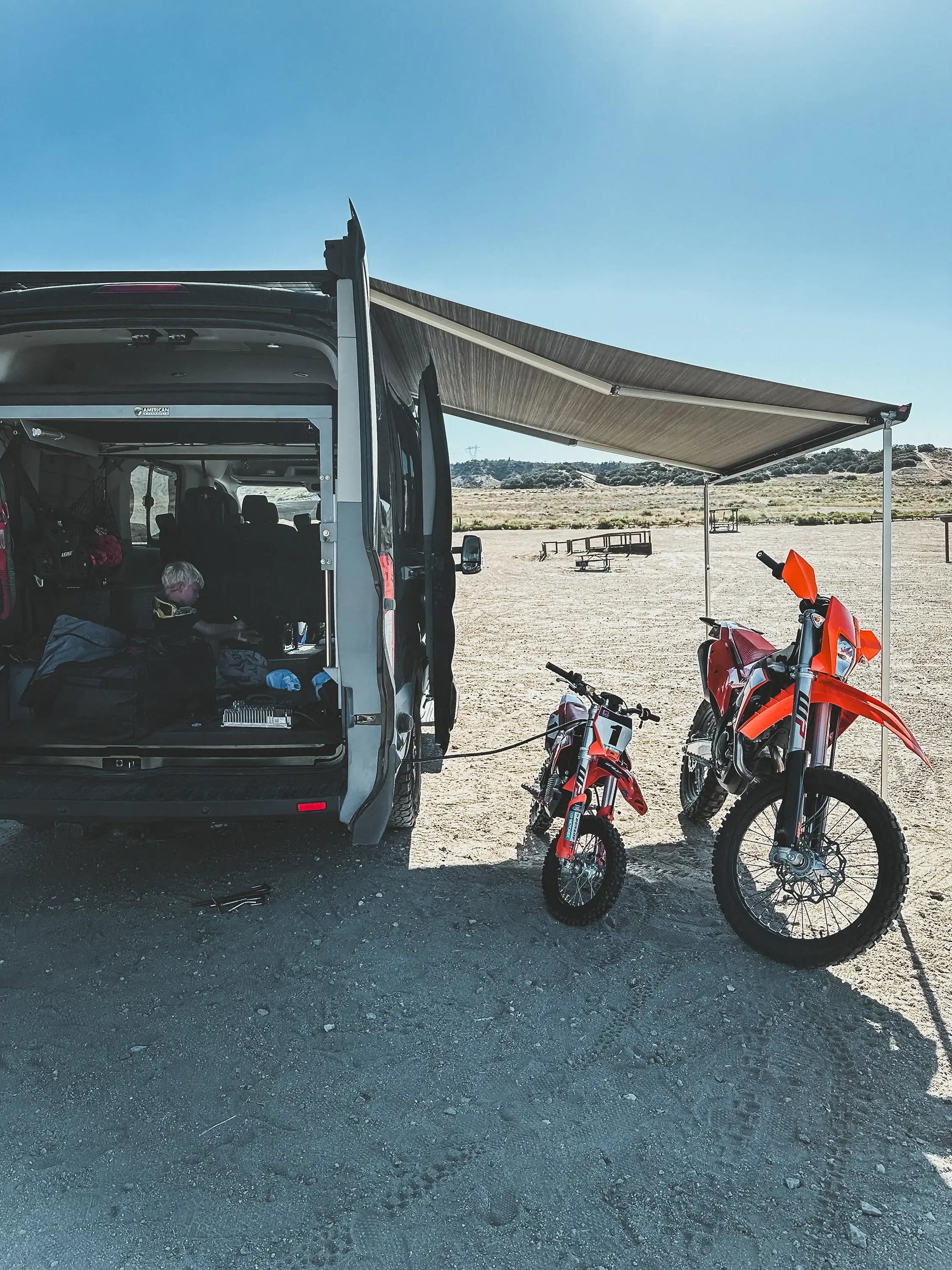 Leitner ACS ROOF Transit rack side view