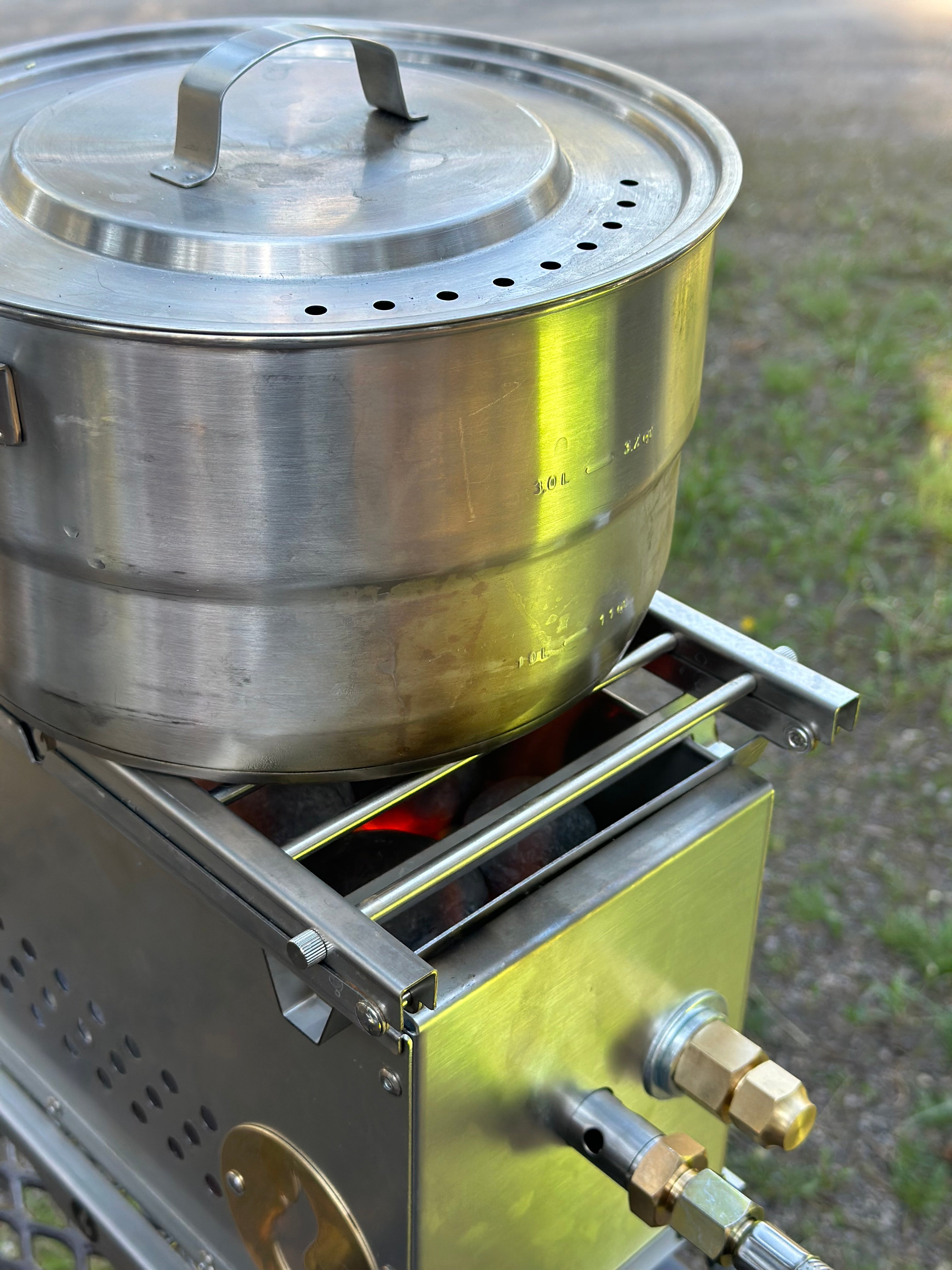 Over-Under Grill Thingy: Stand and Grill In One! LavaBox Portable Campfire- Overland Kitted