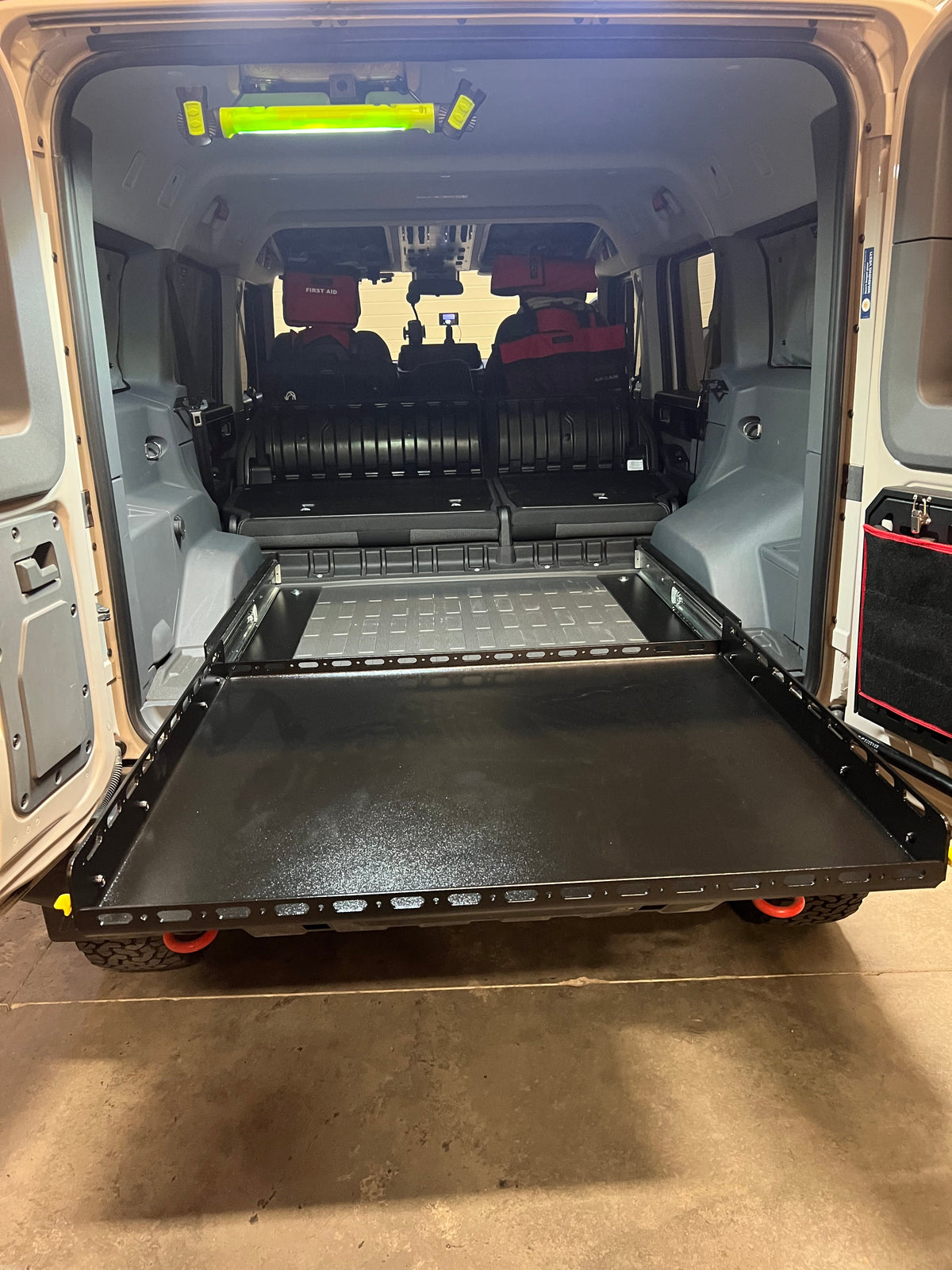 Grenadier slide floor extended, slightly different angle