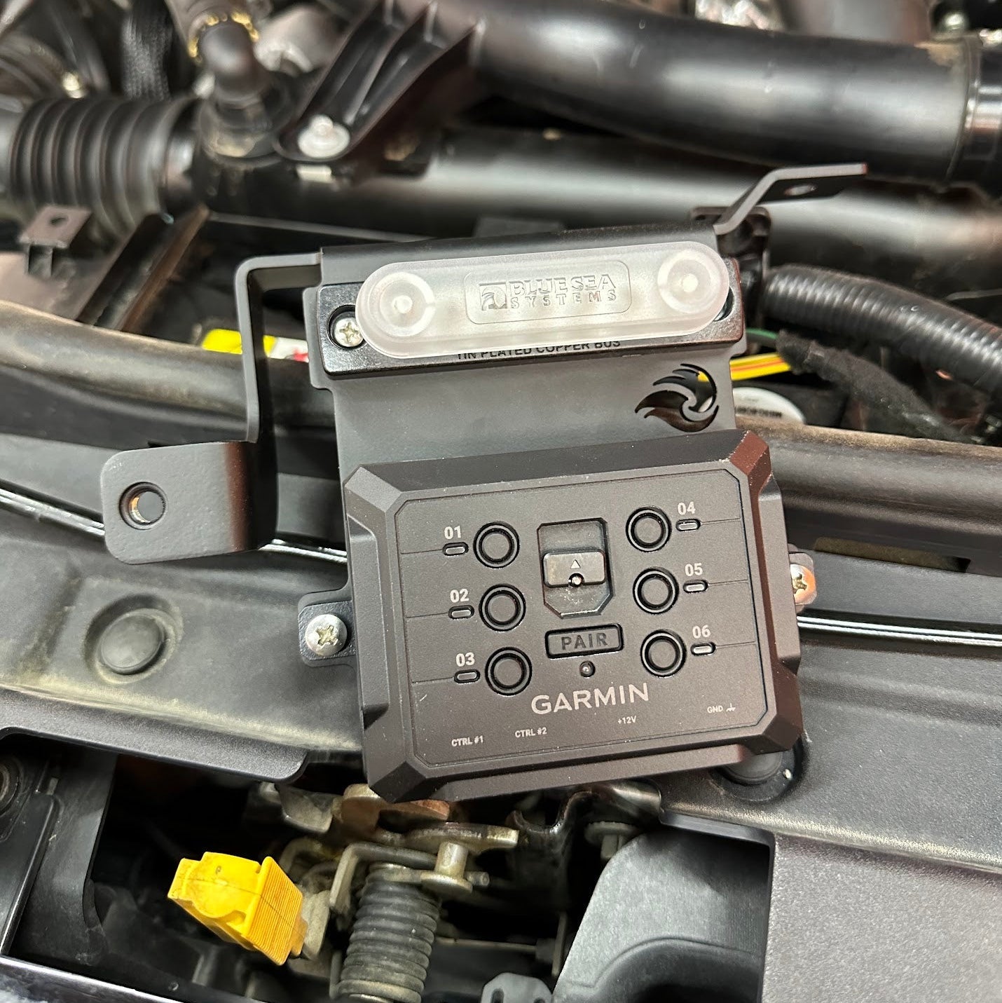 Blaze Off-Road Garmin PowerSwitch kit for Ford Bronco (photo 6)