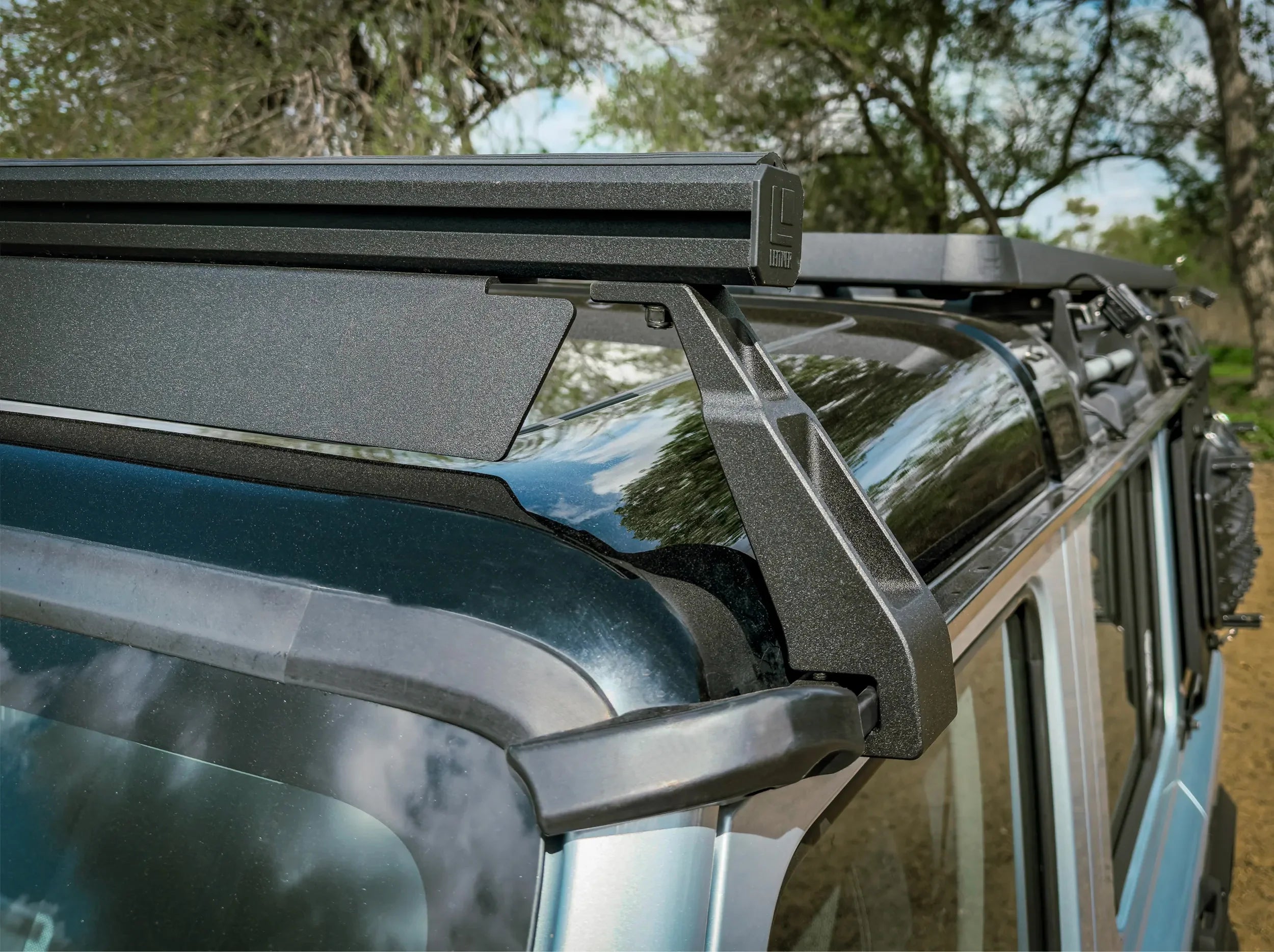 LEITNER FRONT LOAD BAR AND BRACKET INSTALLED ON GRENADIER