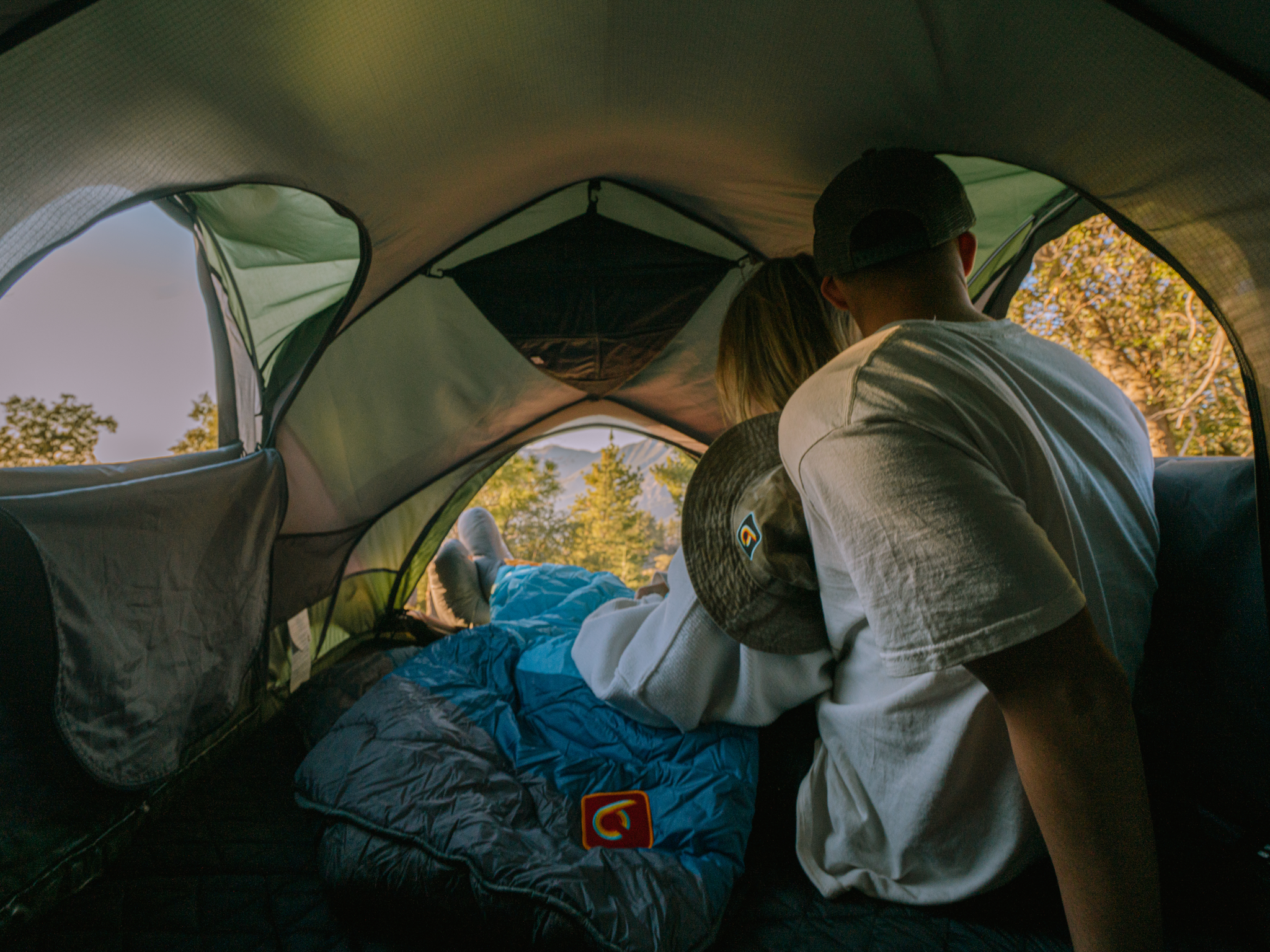 REV PICK-UP TRUCK TENT (scout)