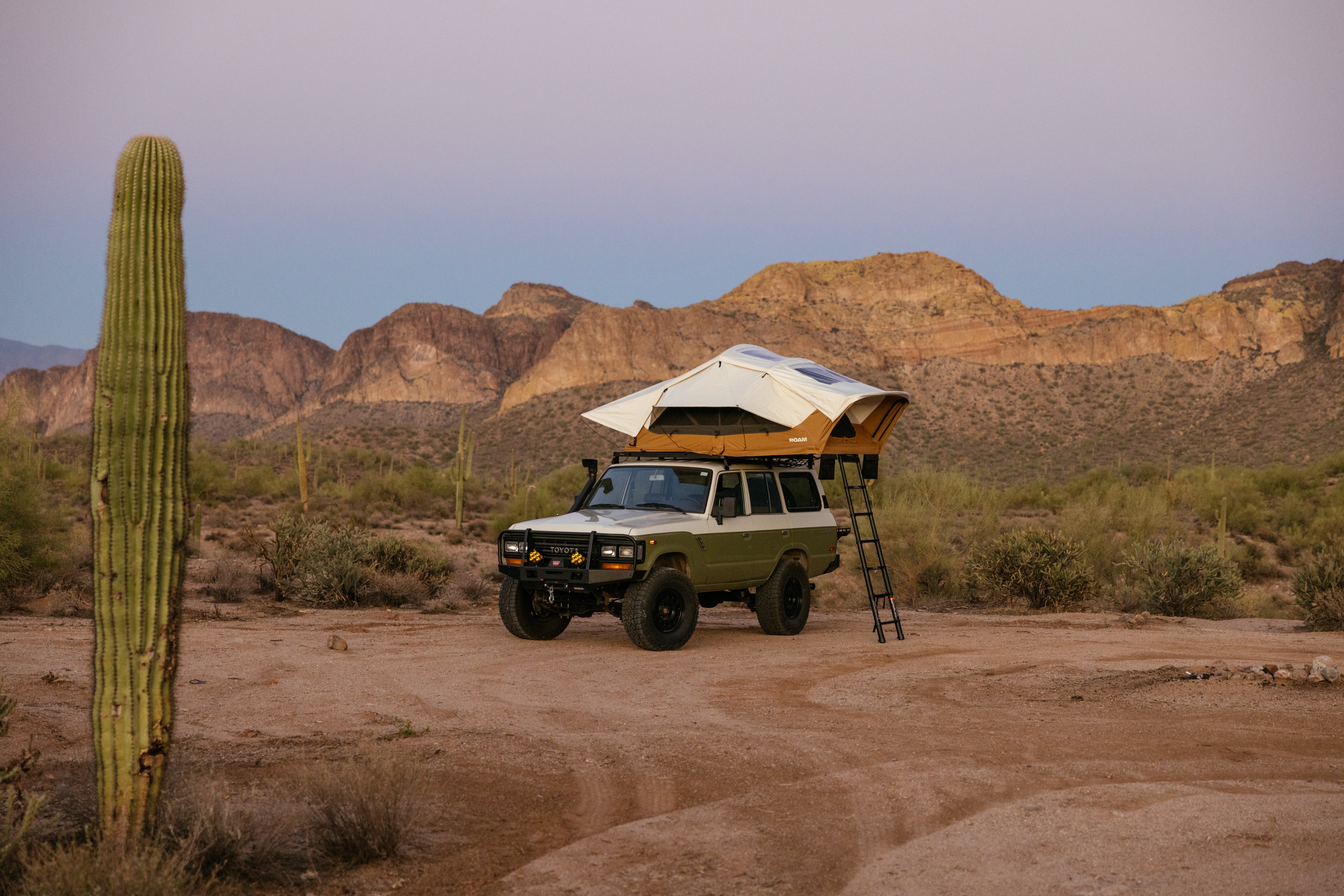 ROAM Vagabond XL 2.0 rooftop tent closed in low-profile mode
