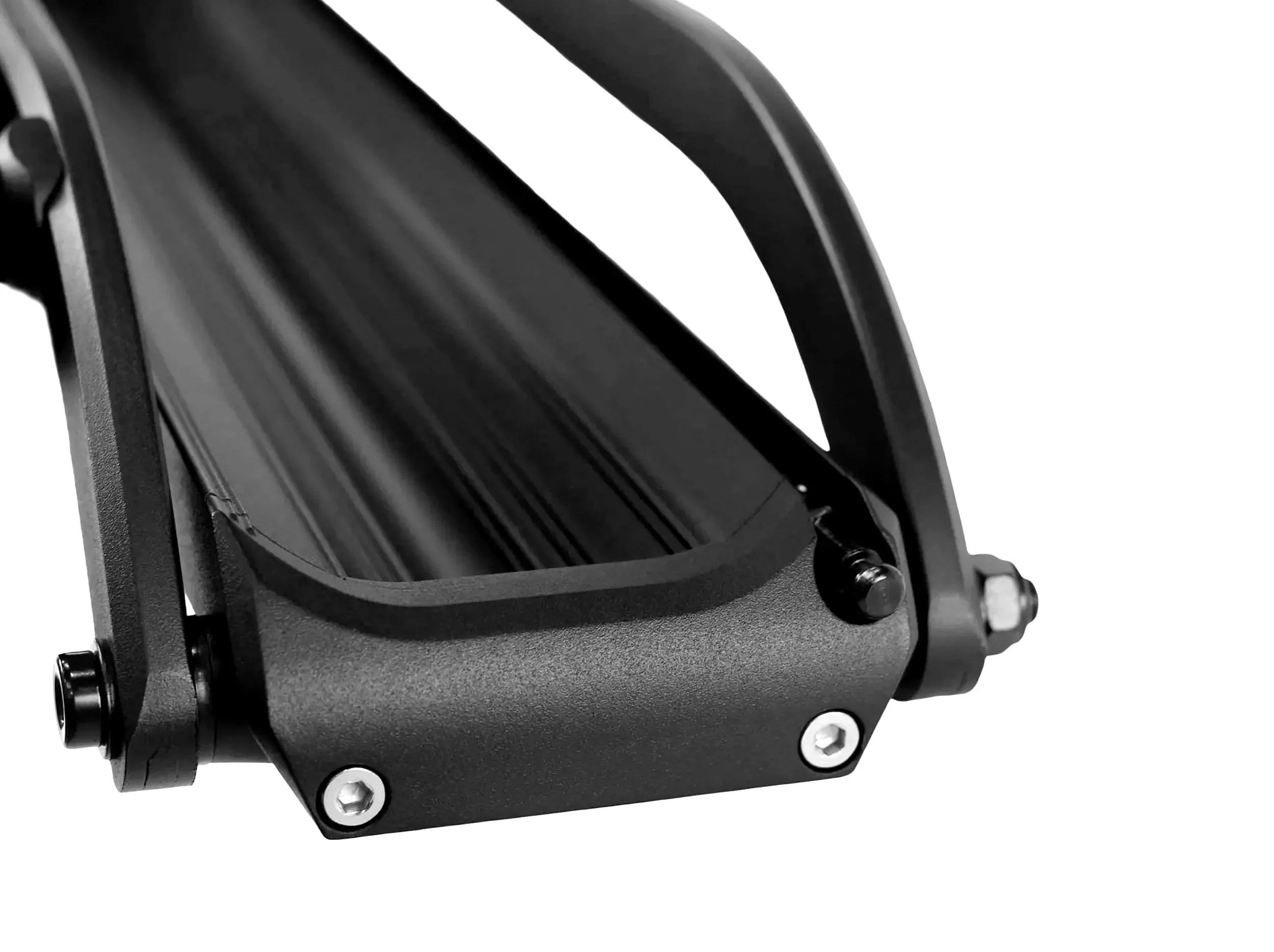 CLOSE UP VIEW OF BLACK KUAAT PISTON SR