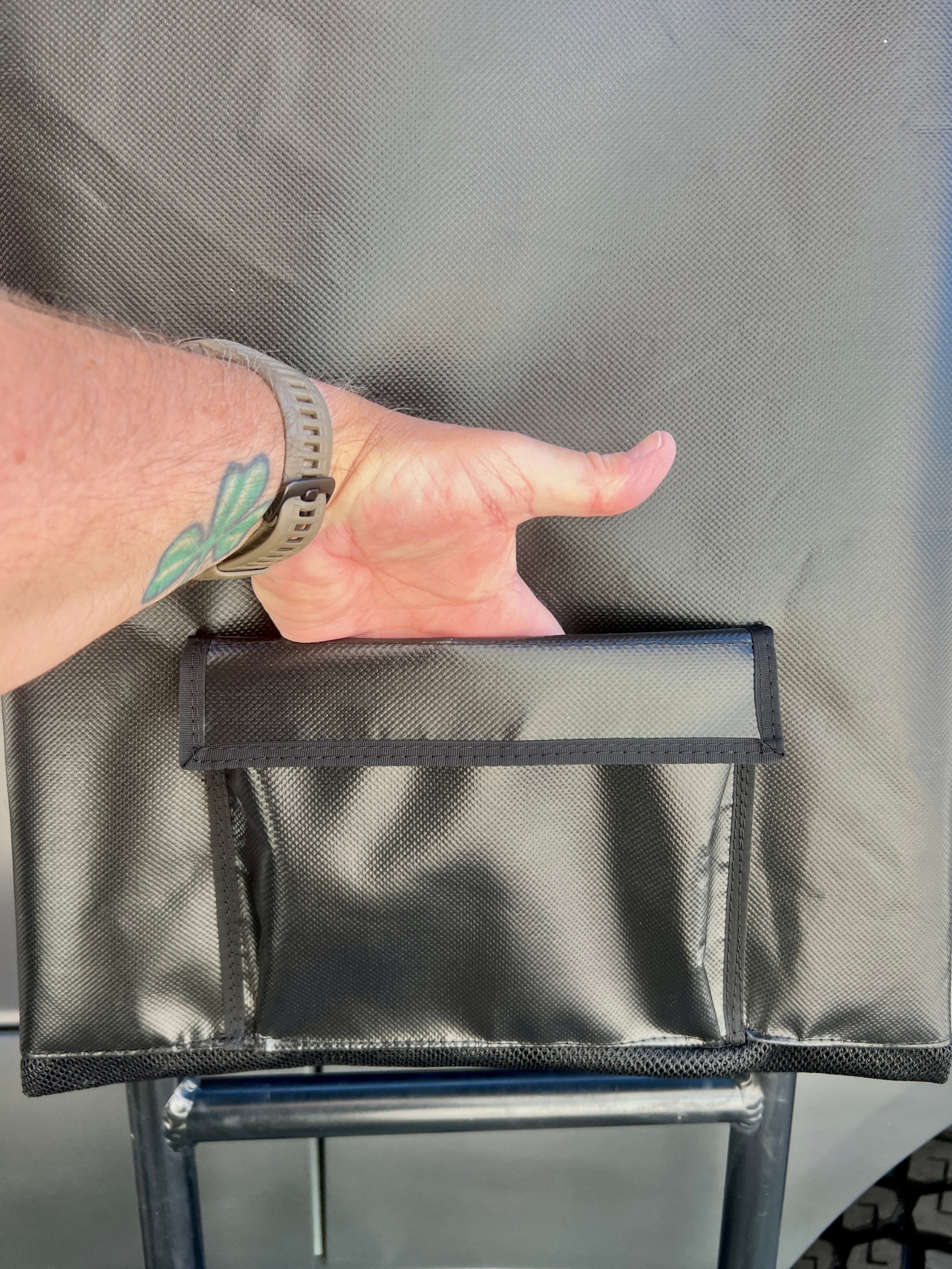 INEOS Grenadier Ladder Trash Bag - 24 inch