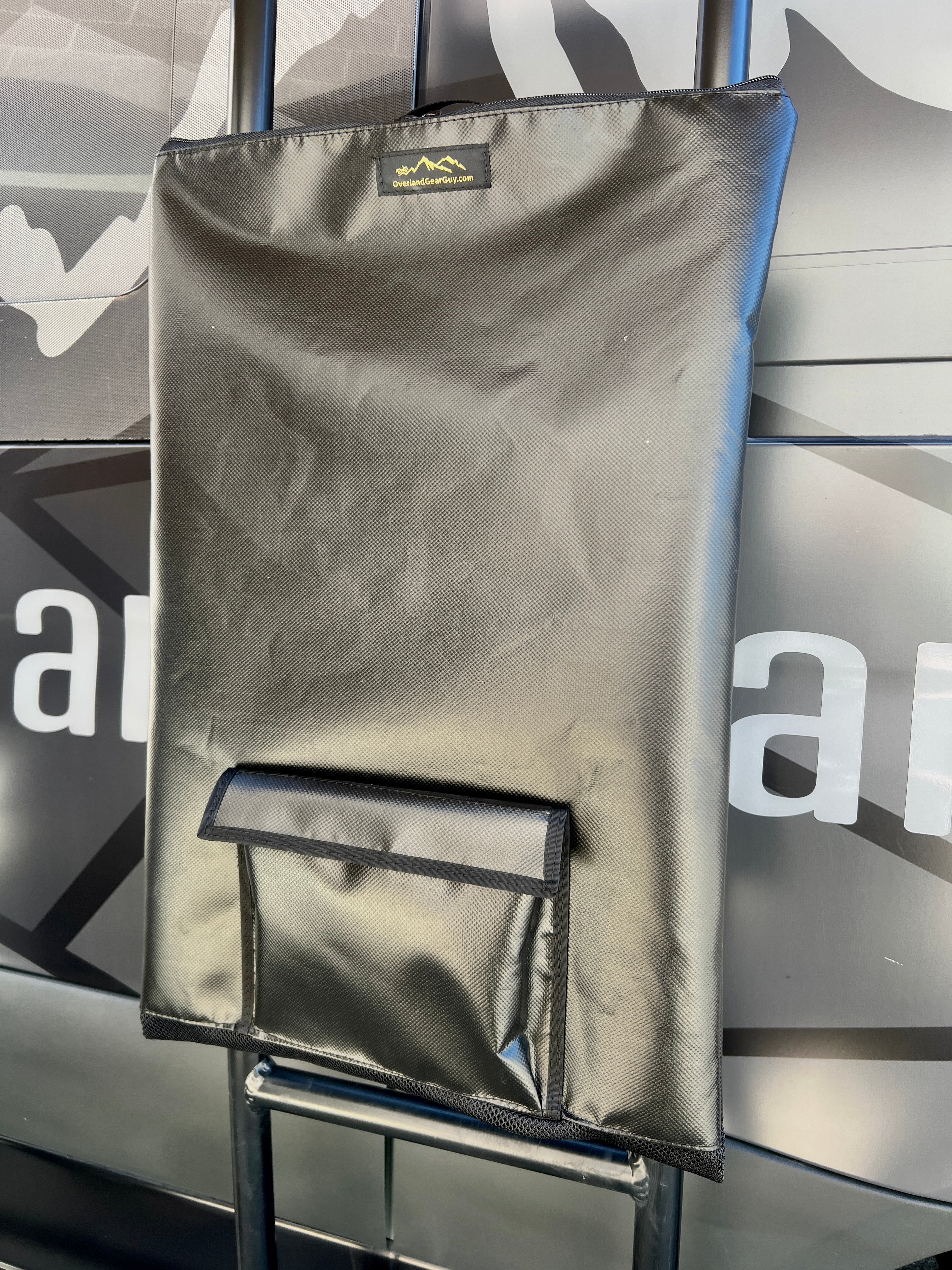 INEOS Grenadier Ladder Trash Bag - 24 inch