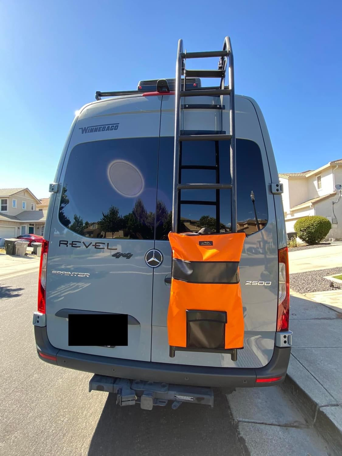 INEOS Grenadier Ladder Trash Bag - 24 inch