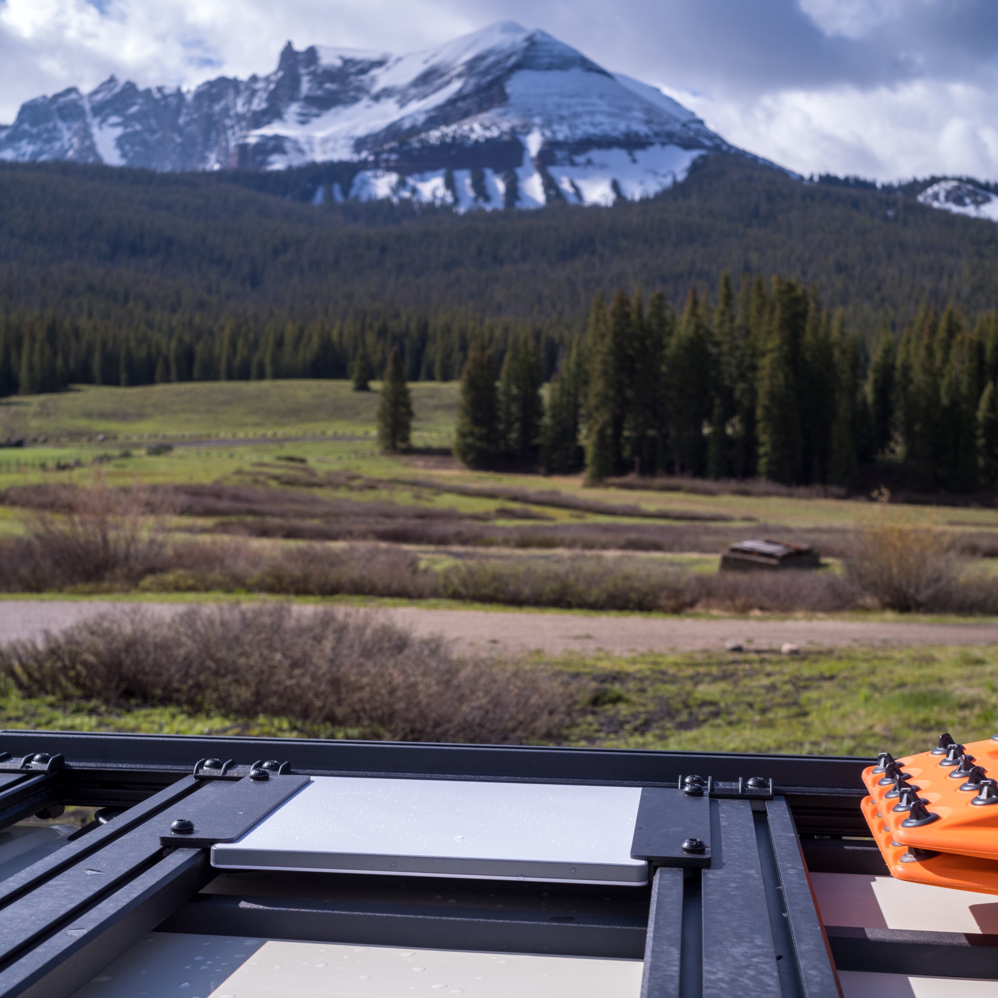 Leitner Designs Starlink Mini Roof Rack Mount for ACS Roof Rack in Colorado with Mountain Behind
