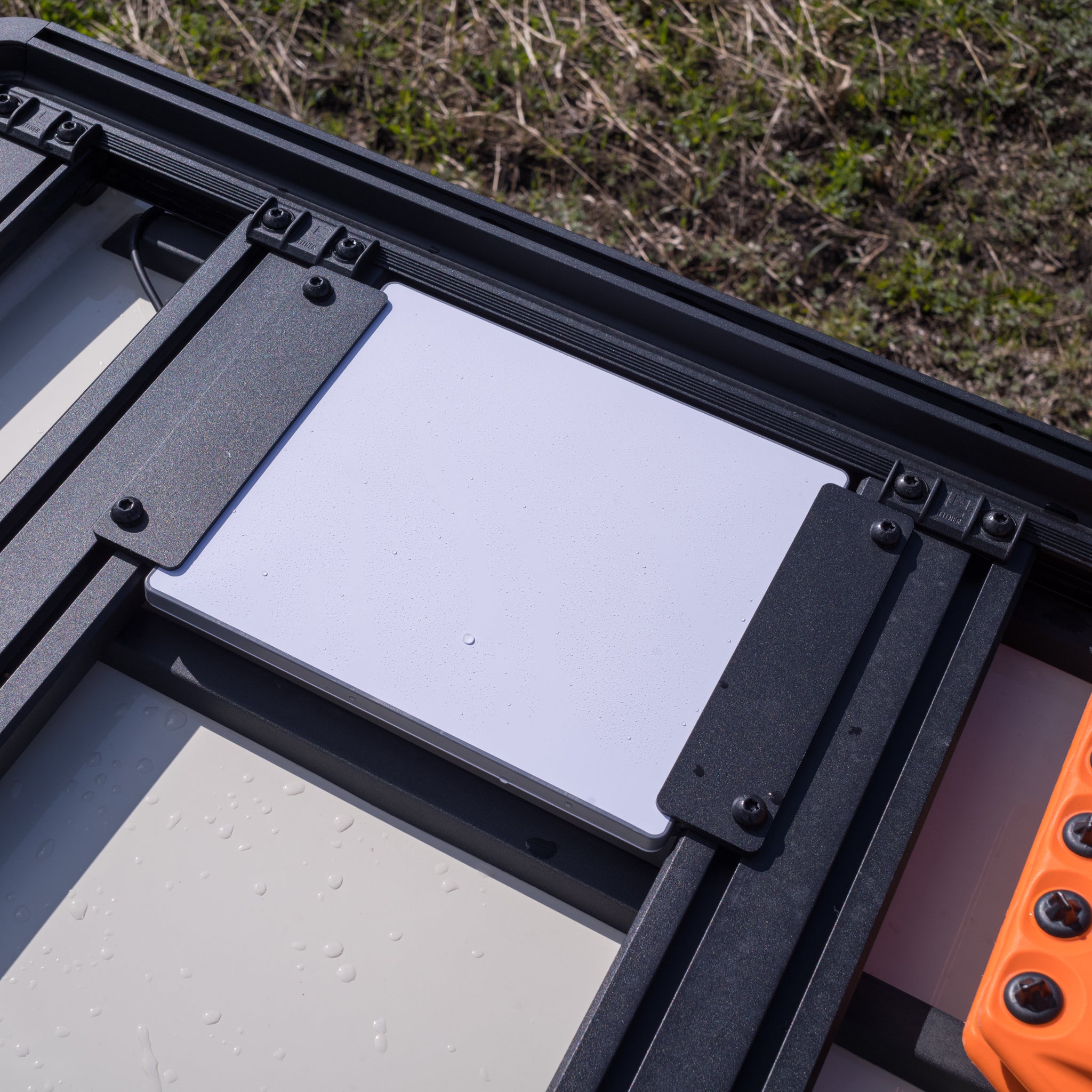 Leitner Designs Starlink Mini Roof Rack Mount for ACS Roof Rack mounted between crossbars