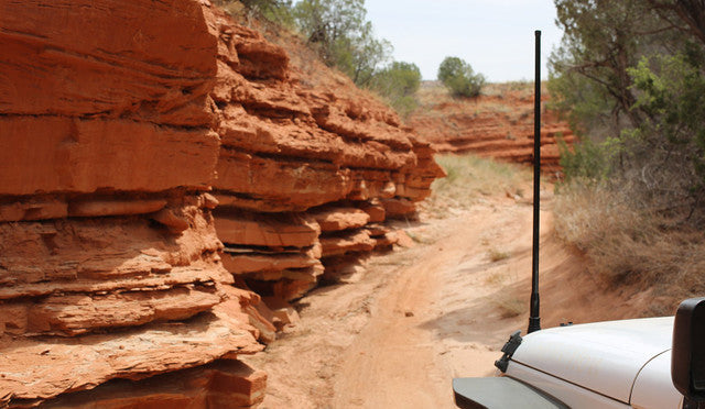Midland MXAT04 6.6dB heavy-duty bullbar GMRS antenna, detail view