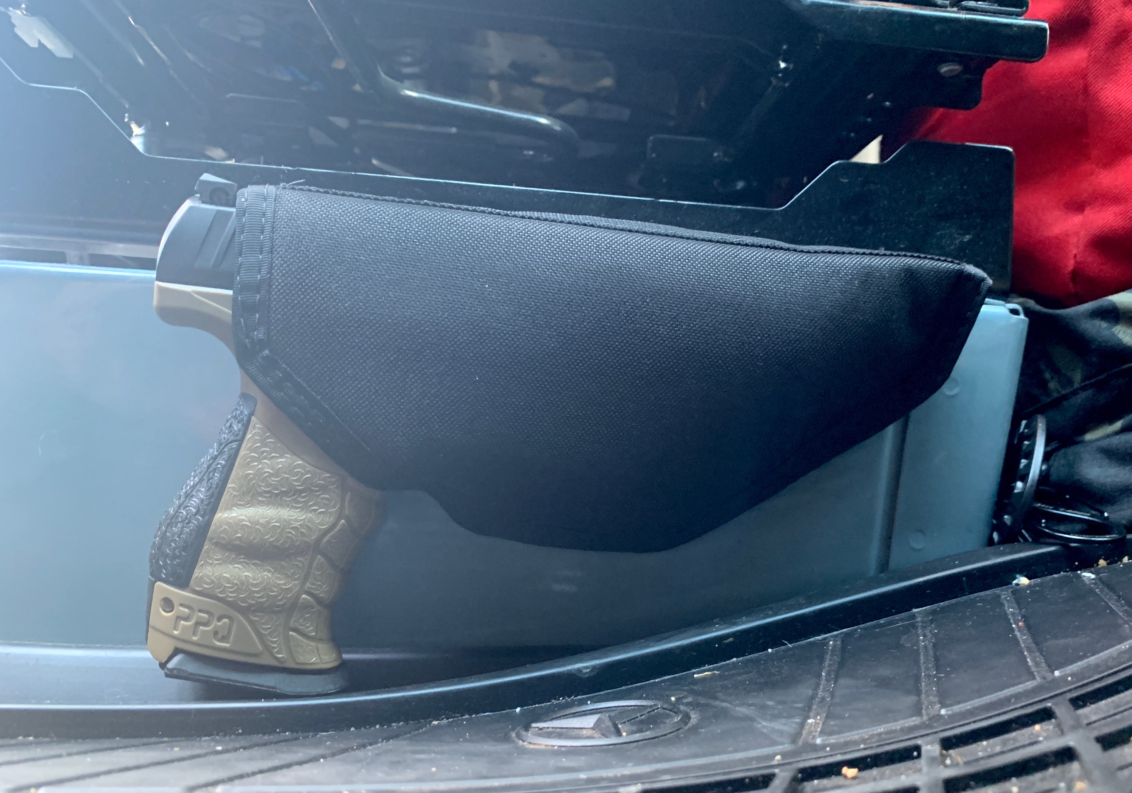 Magnetic Gun Holster Medium - Large frame semi autos