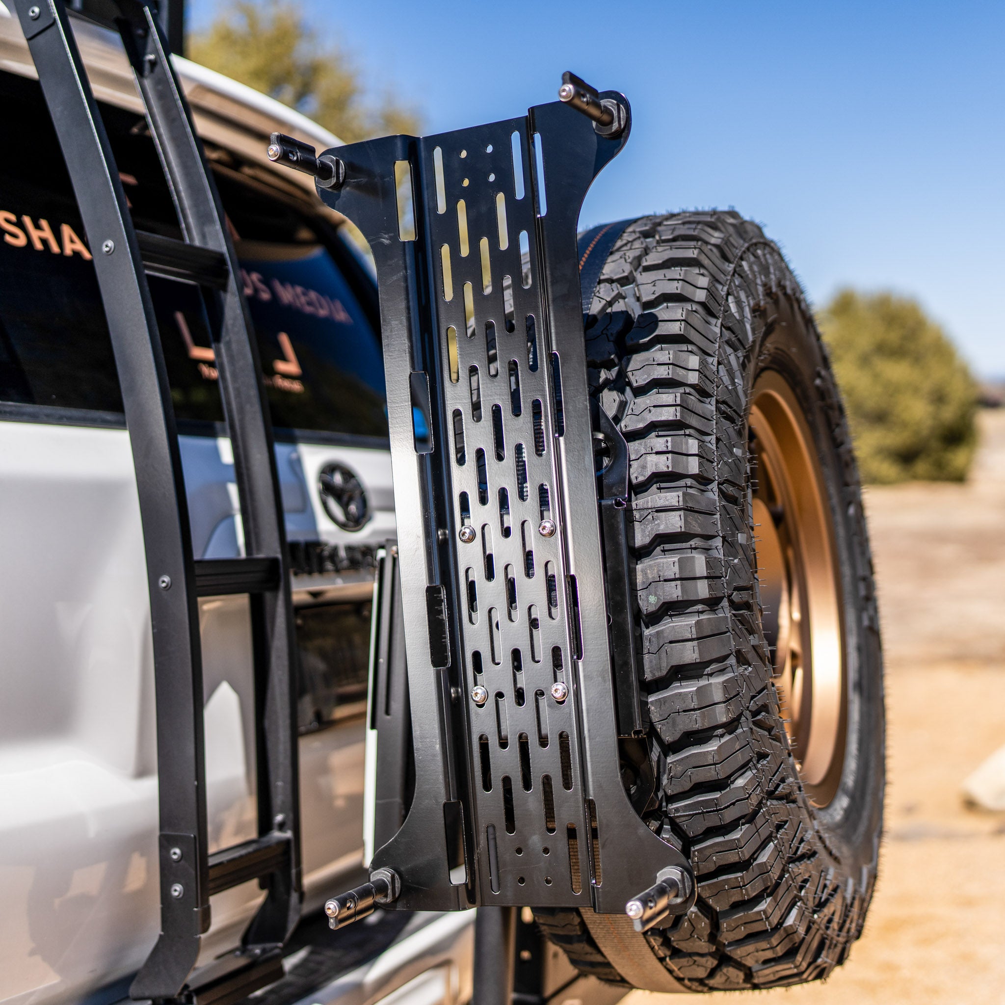 Overland Kitted Spare Tire Mount for MAXTRAX LITE Recovery Boards