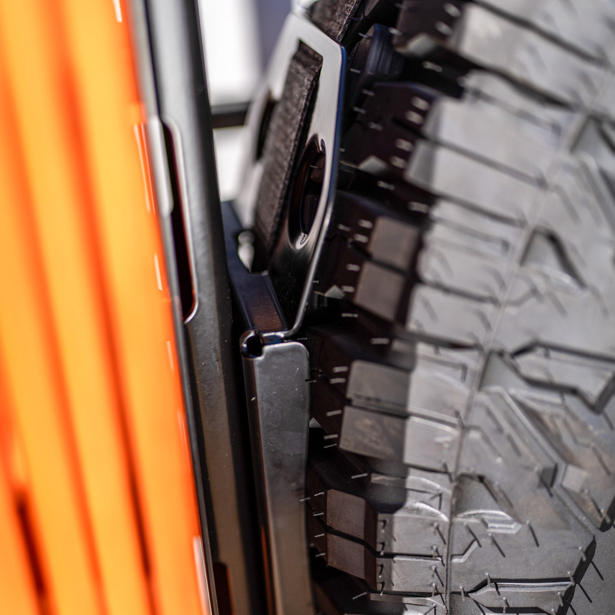 MAXTRAX XTREME x Overland Kitted Spare Tire Mount Bundle